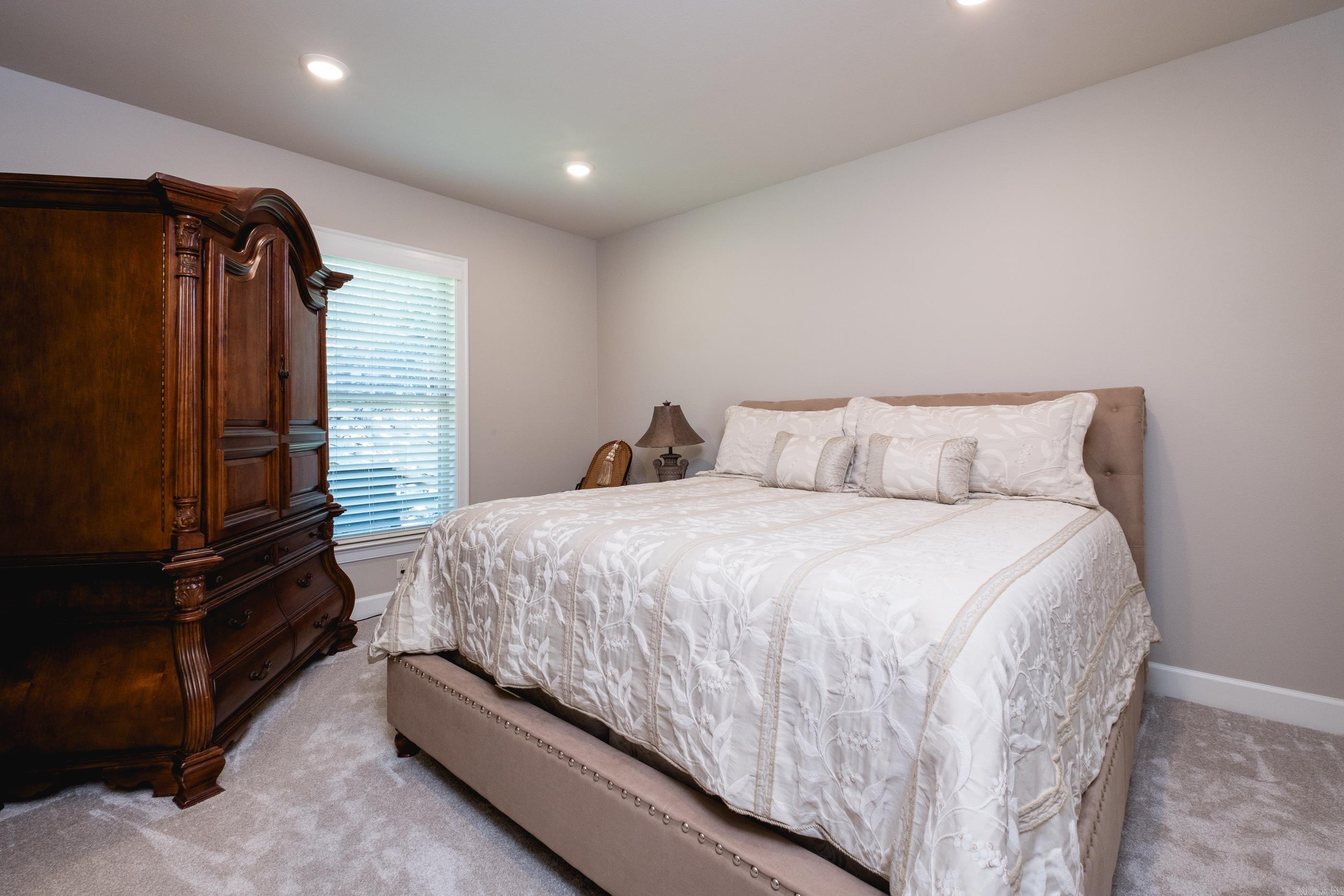 18 Falstone Drive Little Rock, AR 72223-0000