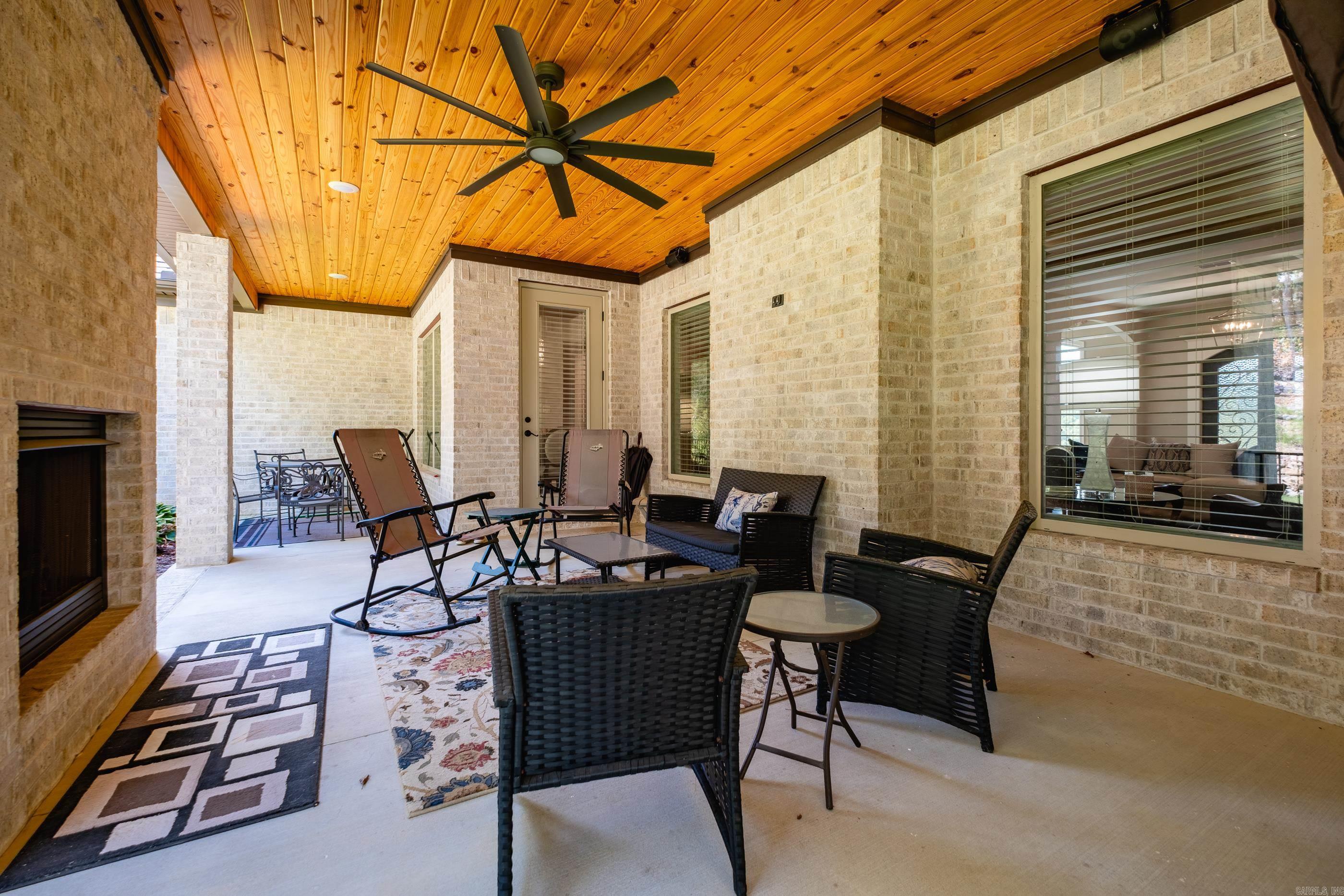 18 Falstone Drive Little Rock, AR 72223-0000