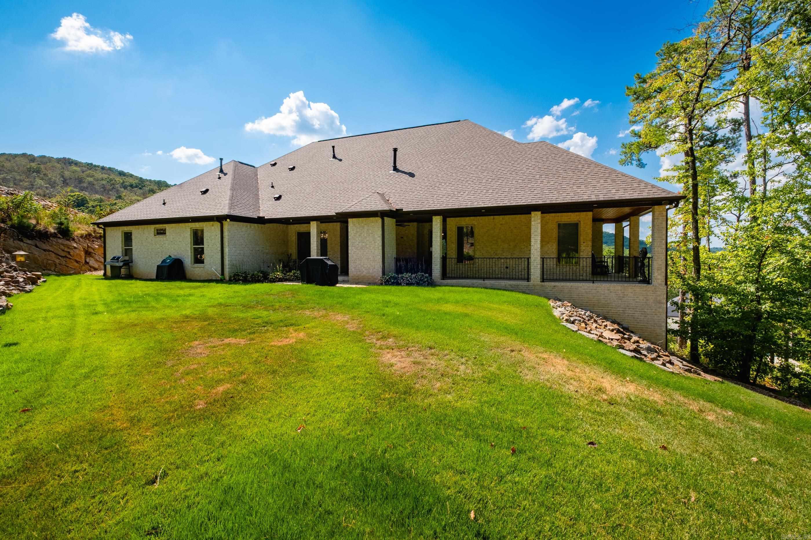 18 Falstone Drive Little Rock, AR 72223-0000