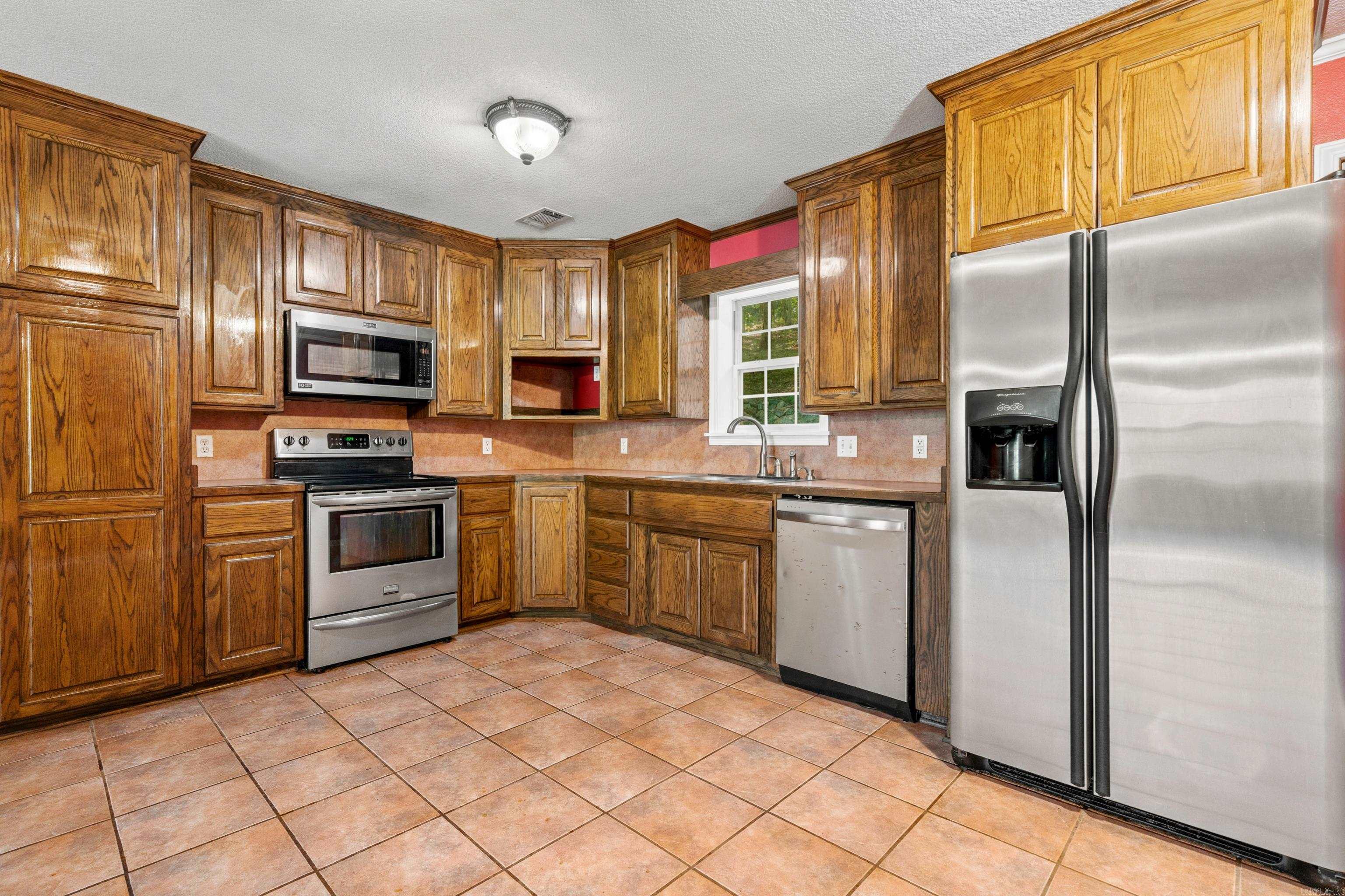219 Oak Valley  Hot Springs, AR