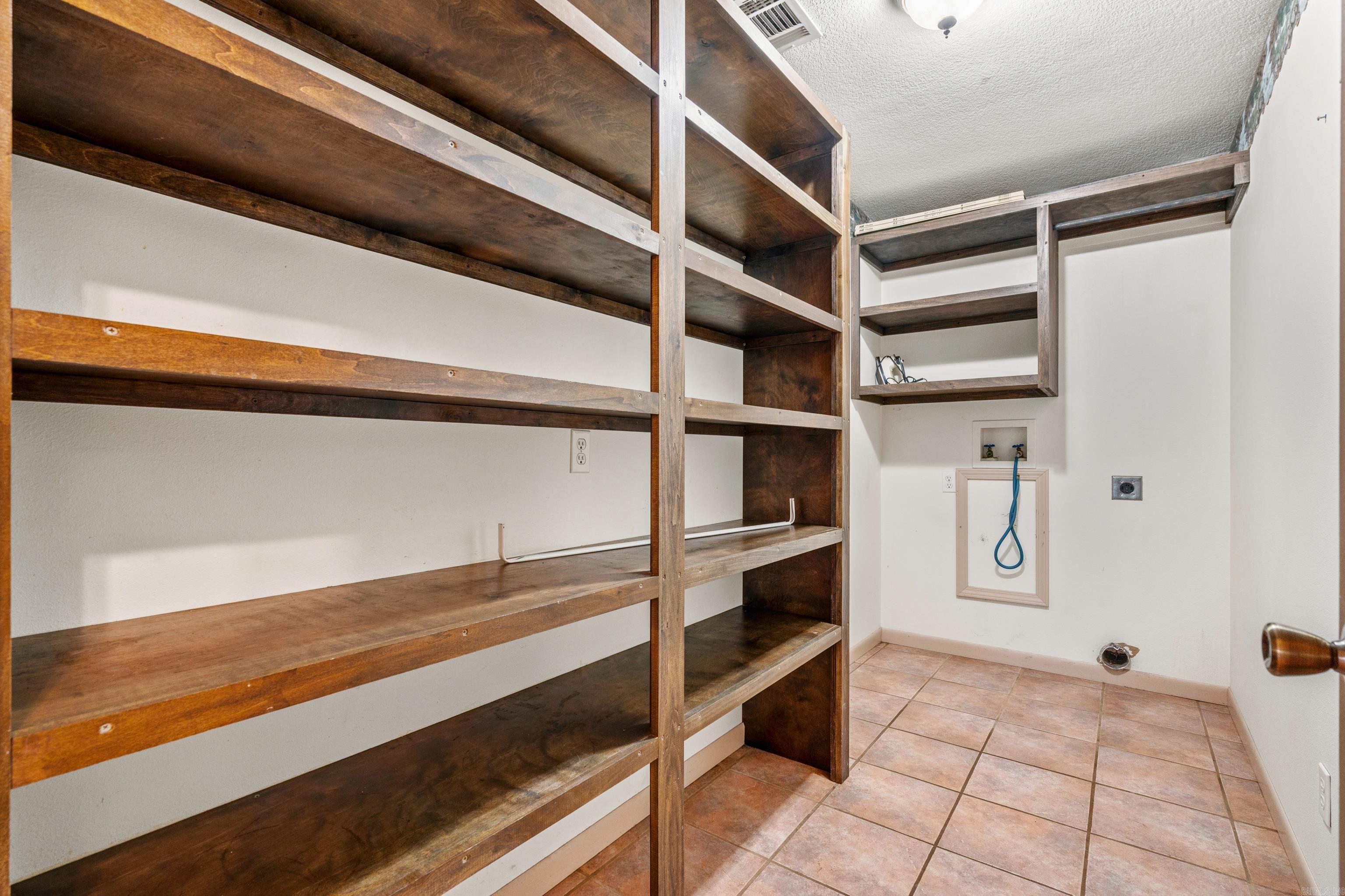 219 Oak Valley  Hot Springs, AR