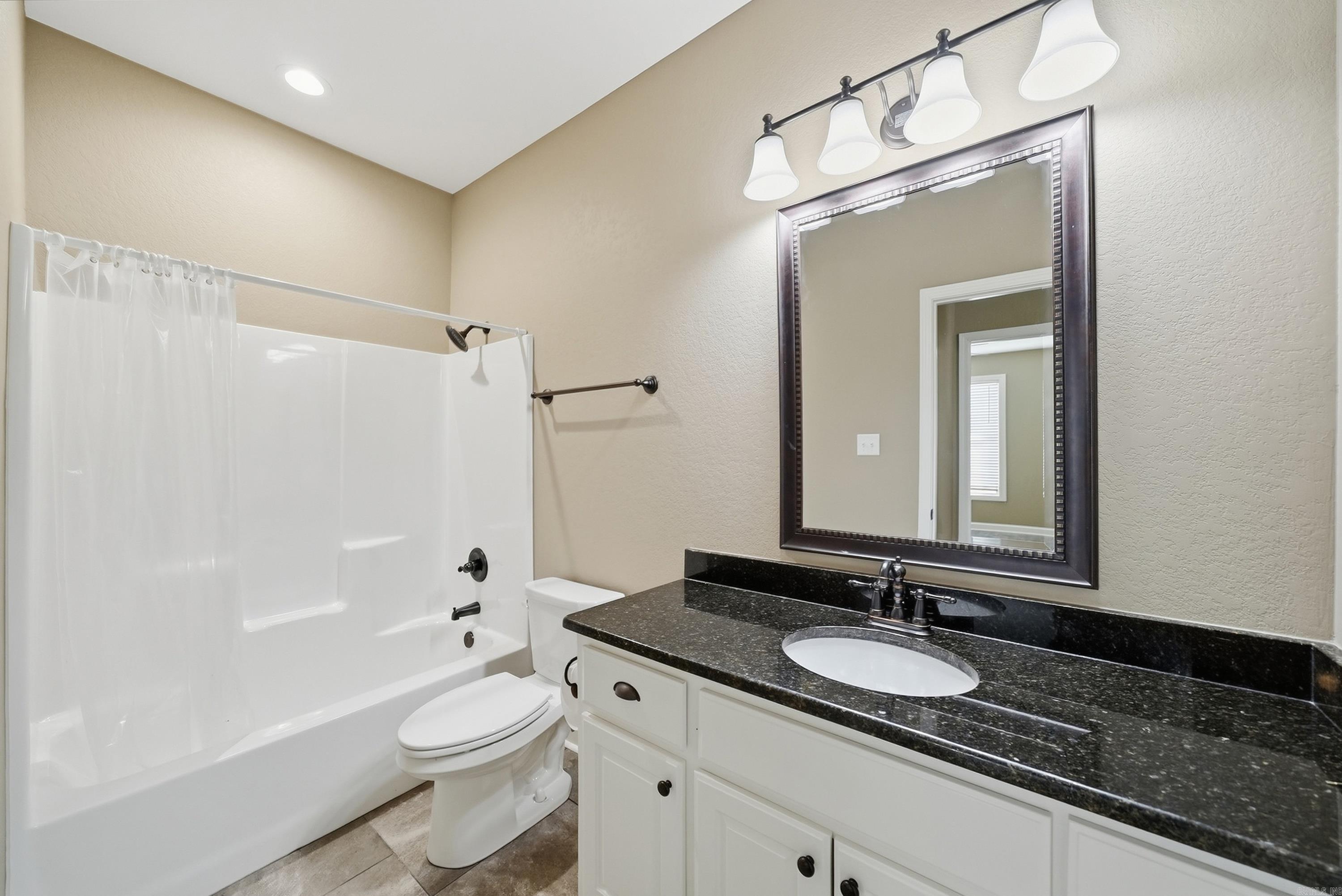 2408 Nathan Drive Searcy, AR 72143