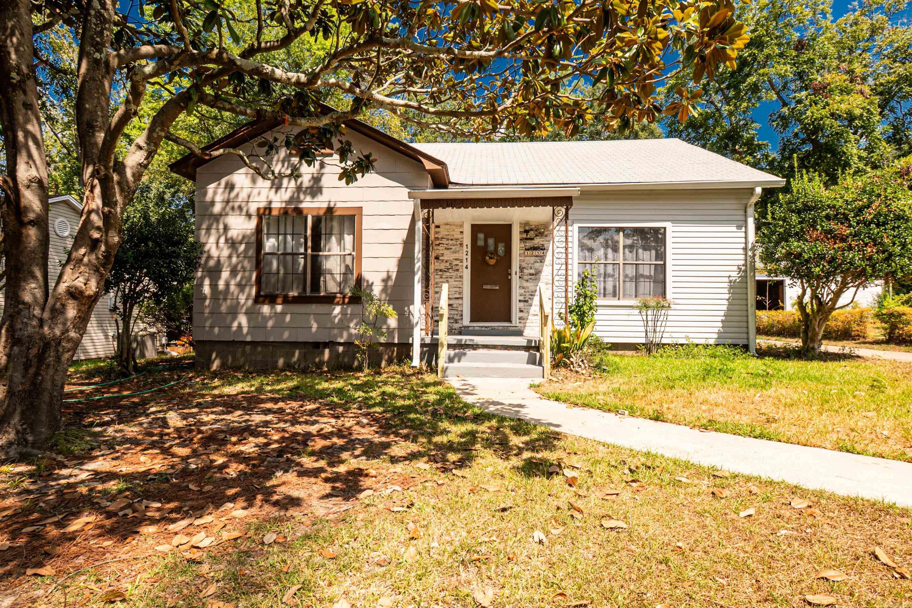 1214 W Block  El Dorado, AR