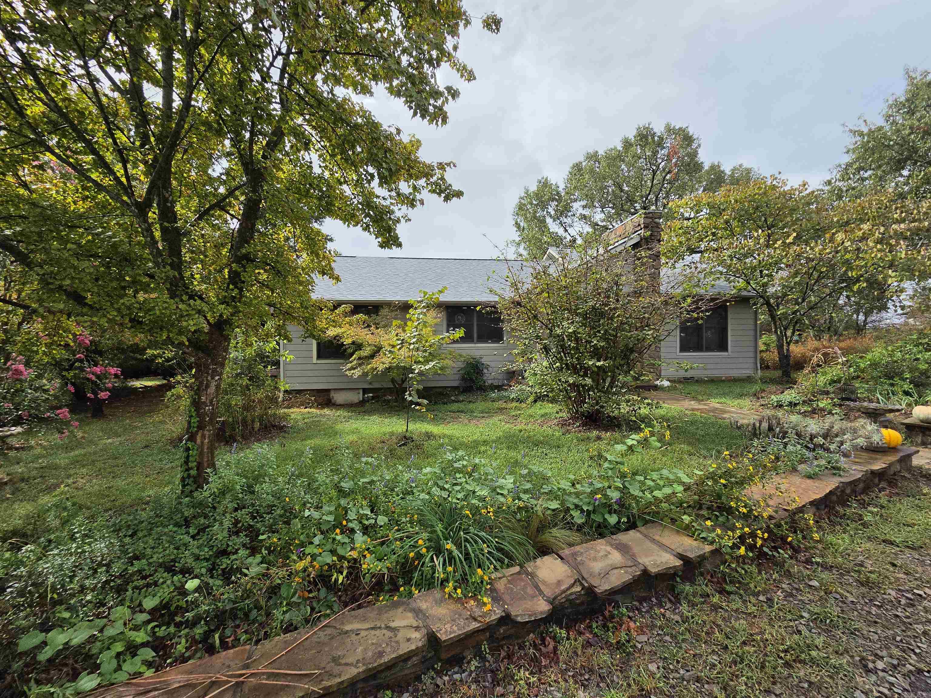 5401 Crestwood Lane Ozark, AR 72949