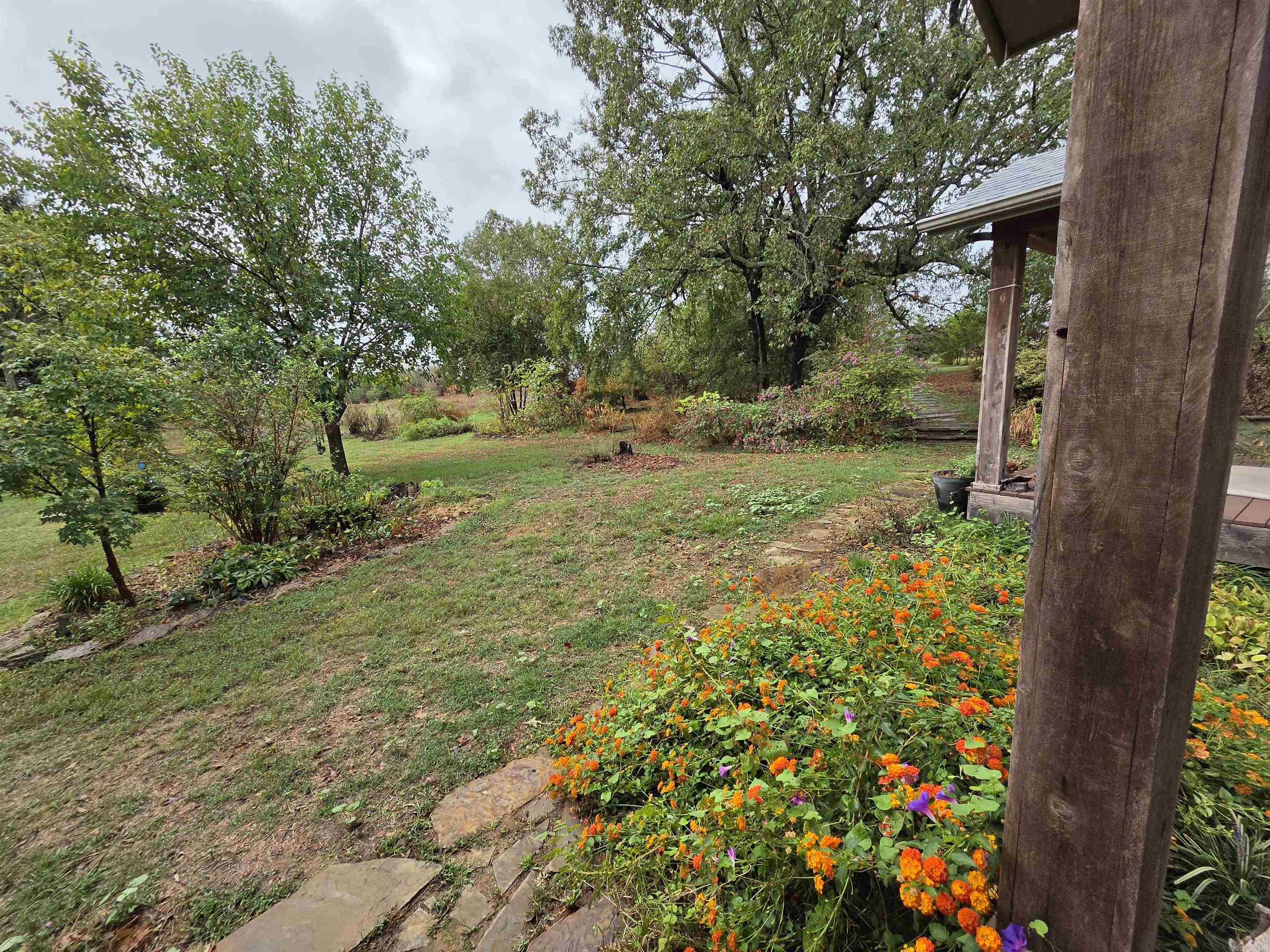 5401 Crestwood Lane Ozark, AR 72949