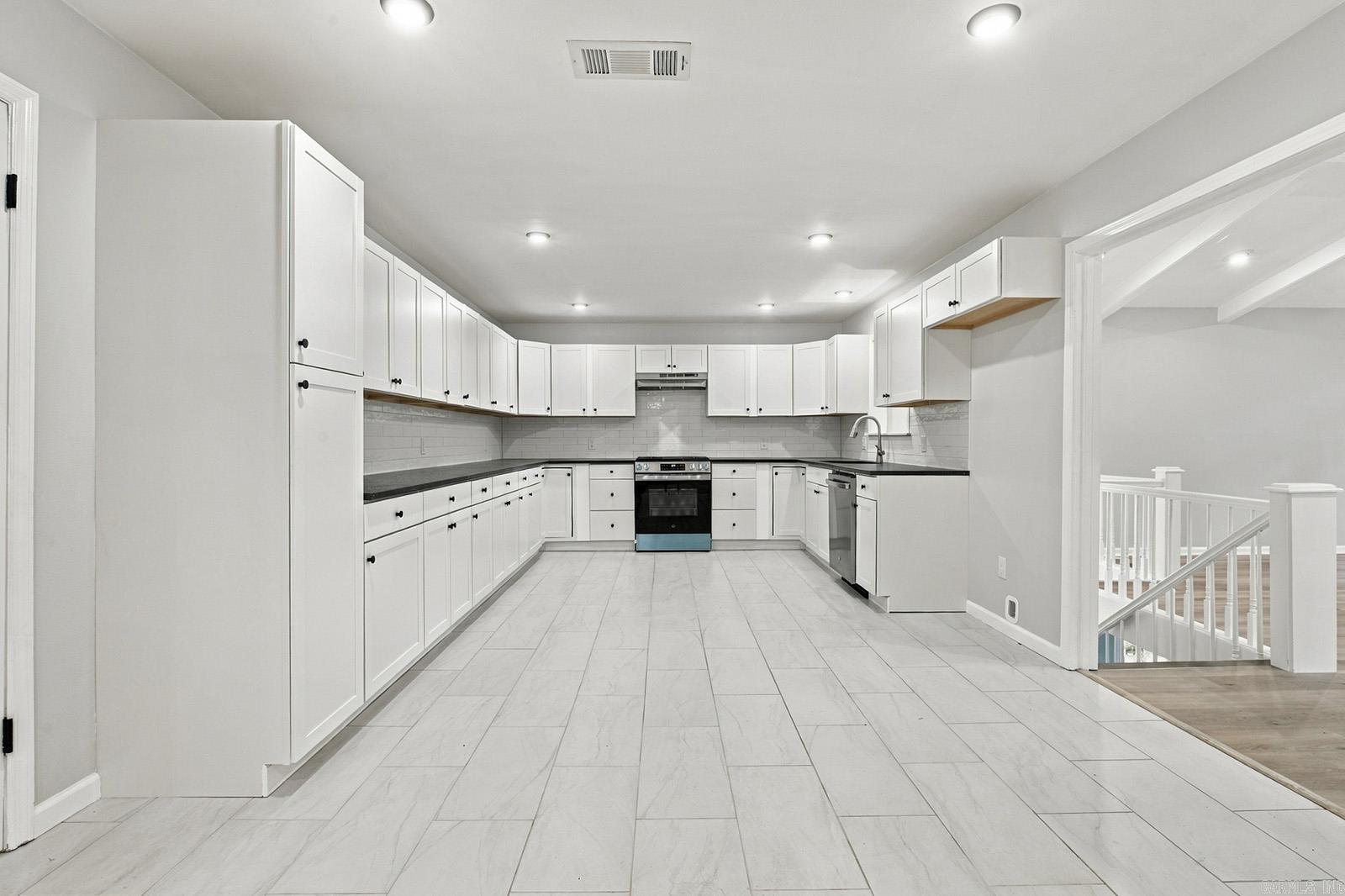 11780 Southridge  Little Rock, AR