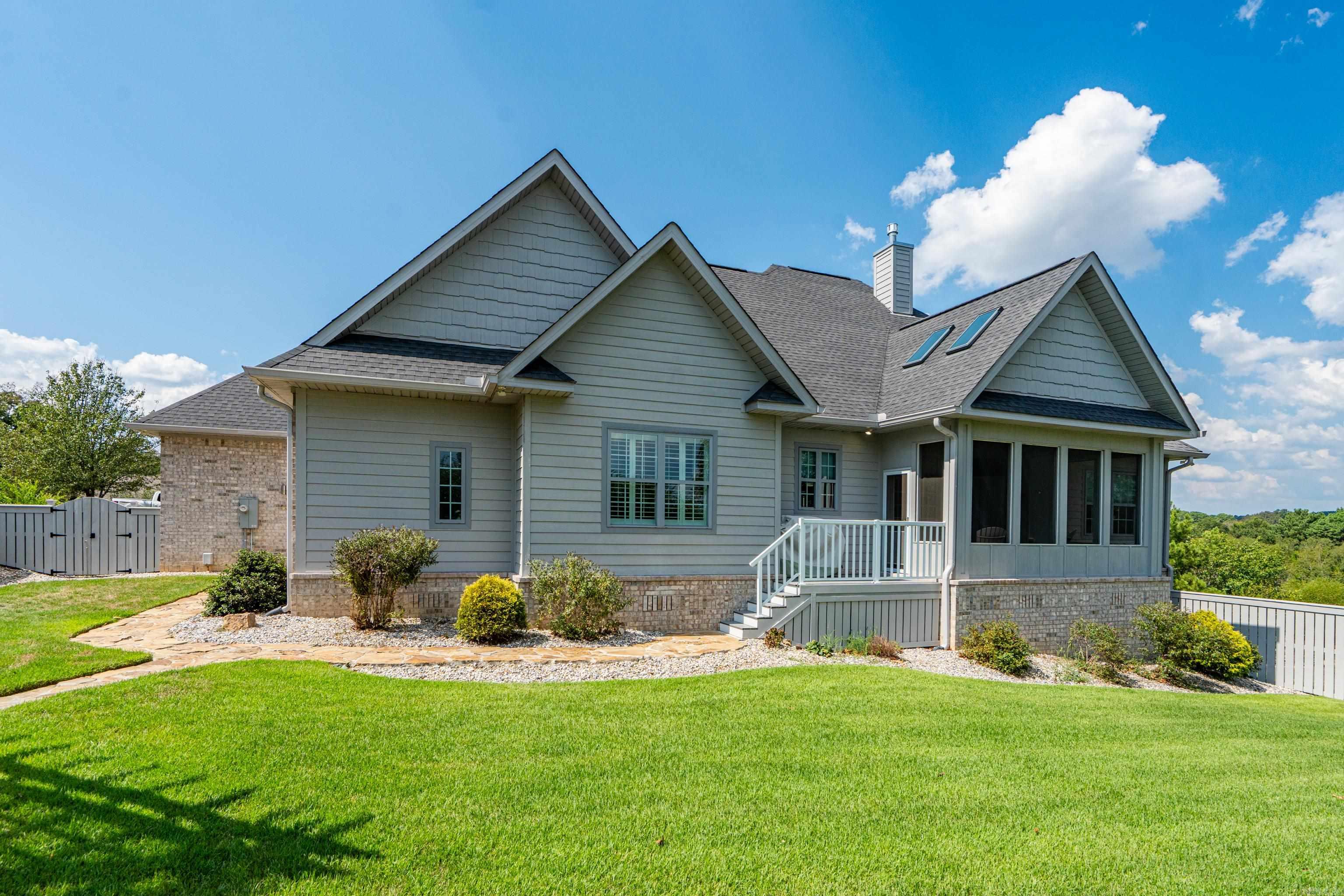 131 Damian Ct Hot Springs, AR 71901