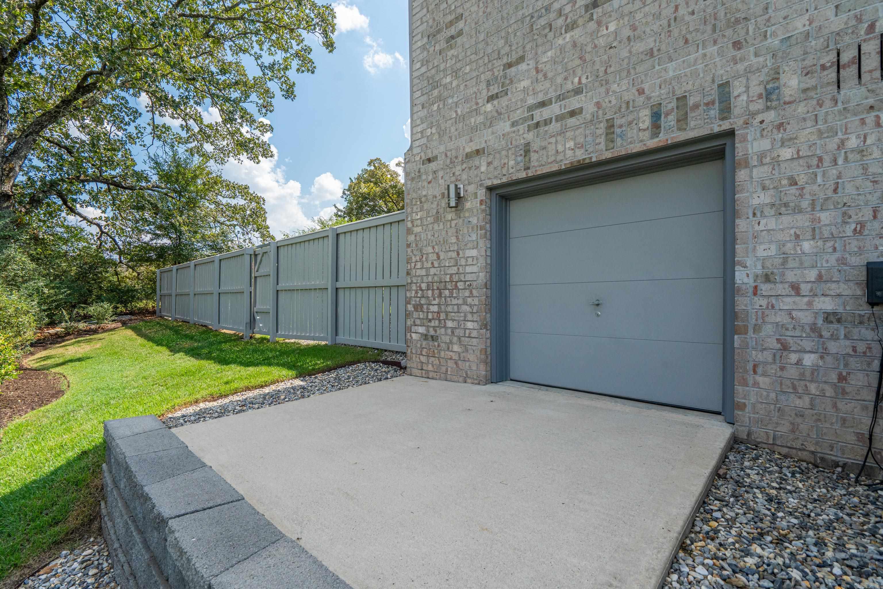 131 Damian Ct Hot Springs, AR 71901