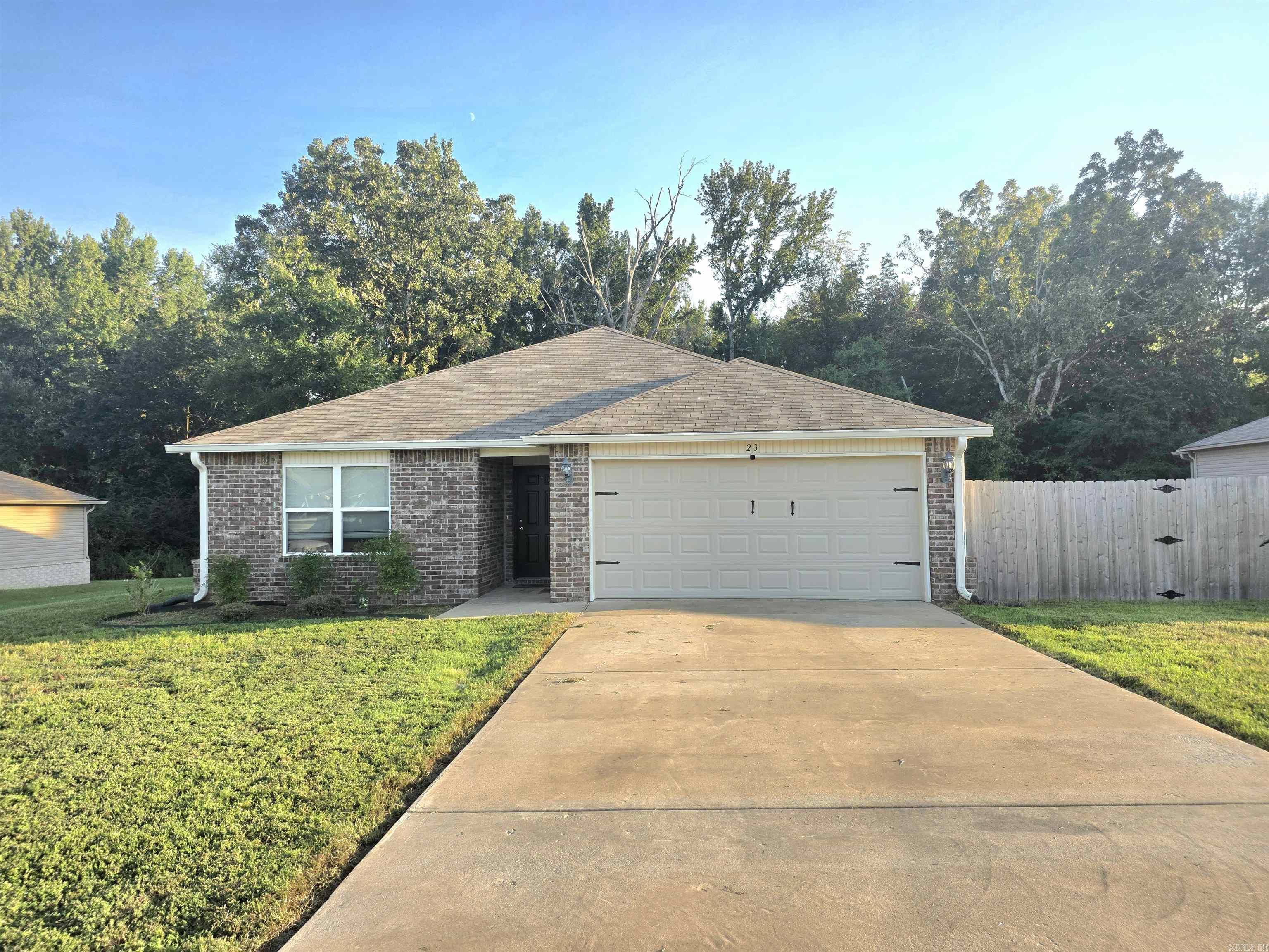 23 Dunnaway Drive — exterior