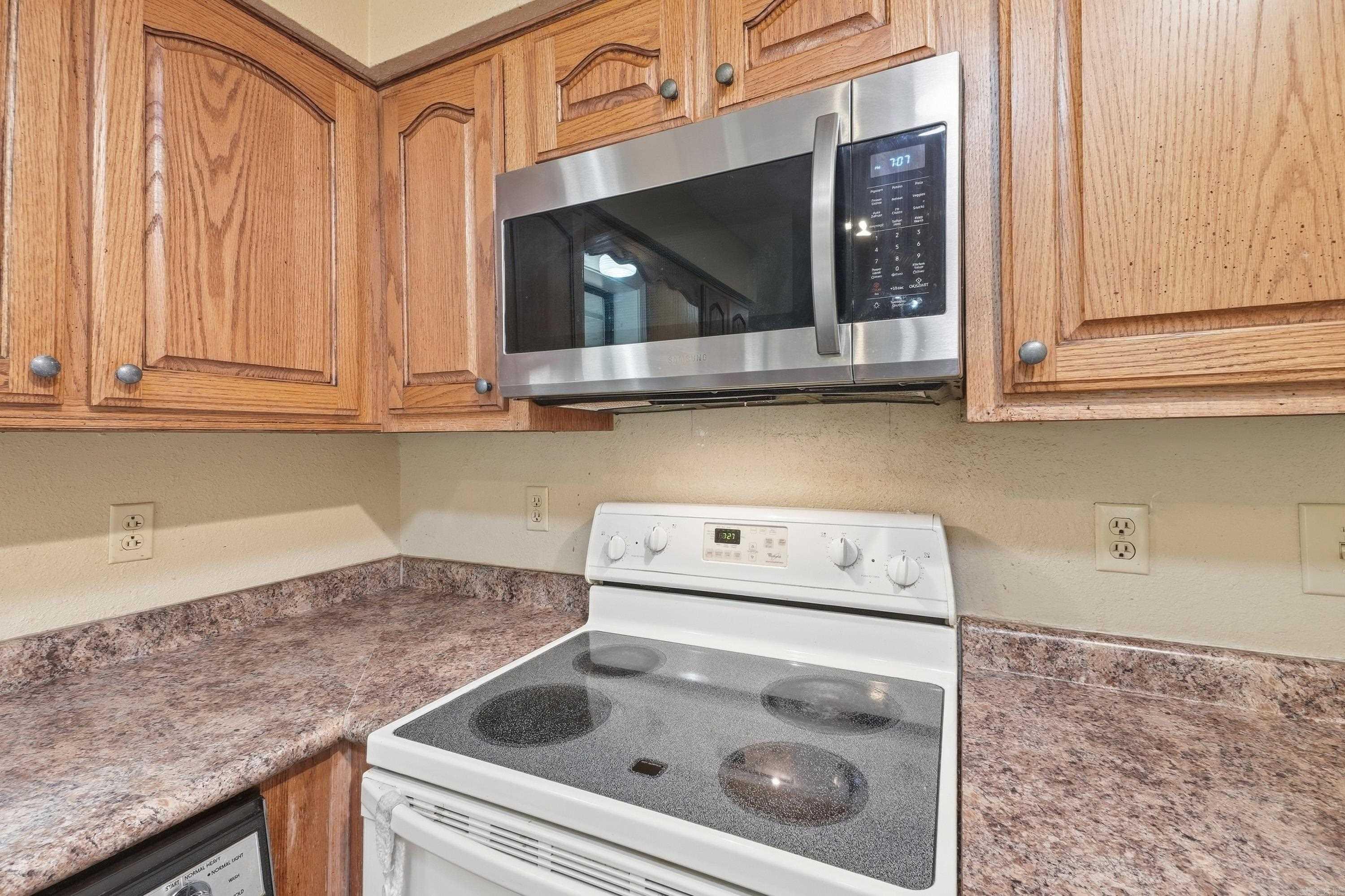 106 Daniel  Fairfield Bay, AR