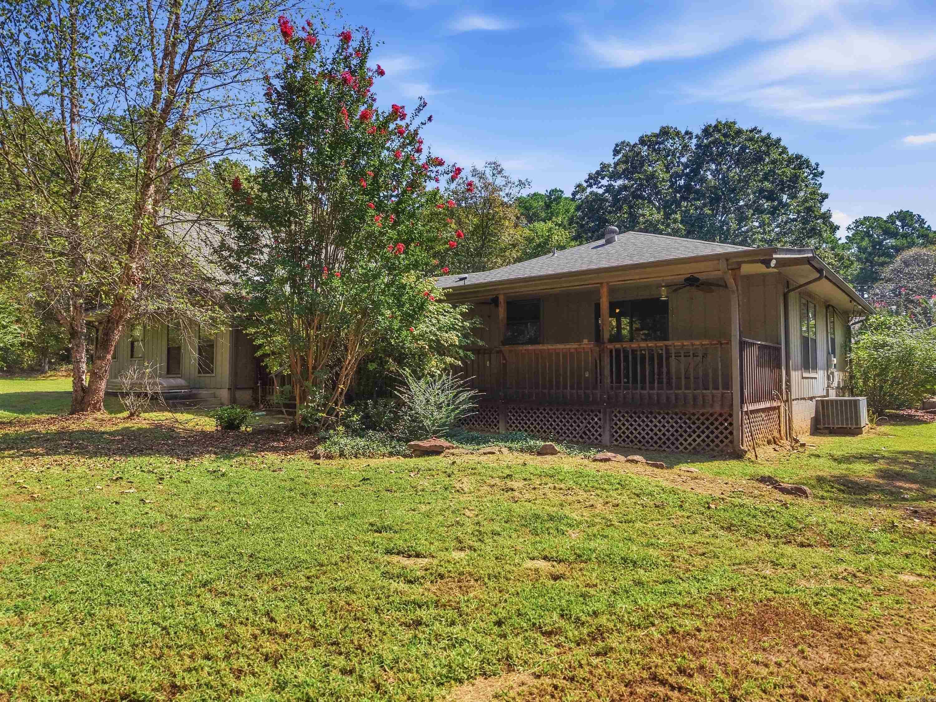 106 Daniel  Fairfield Bay, AR