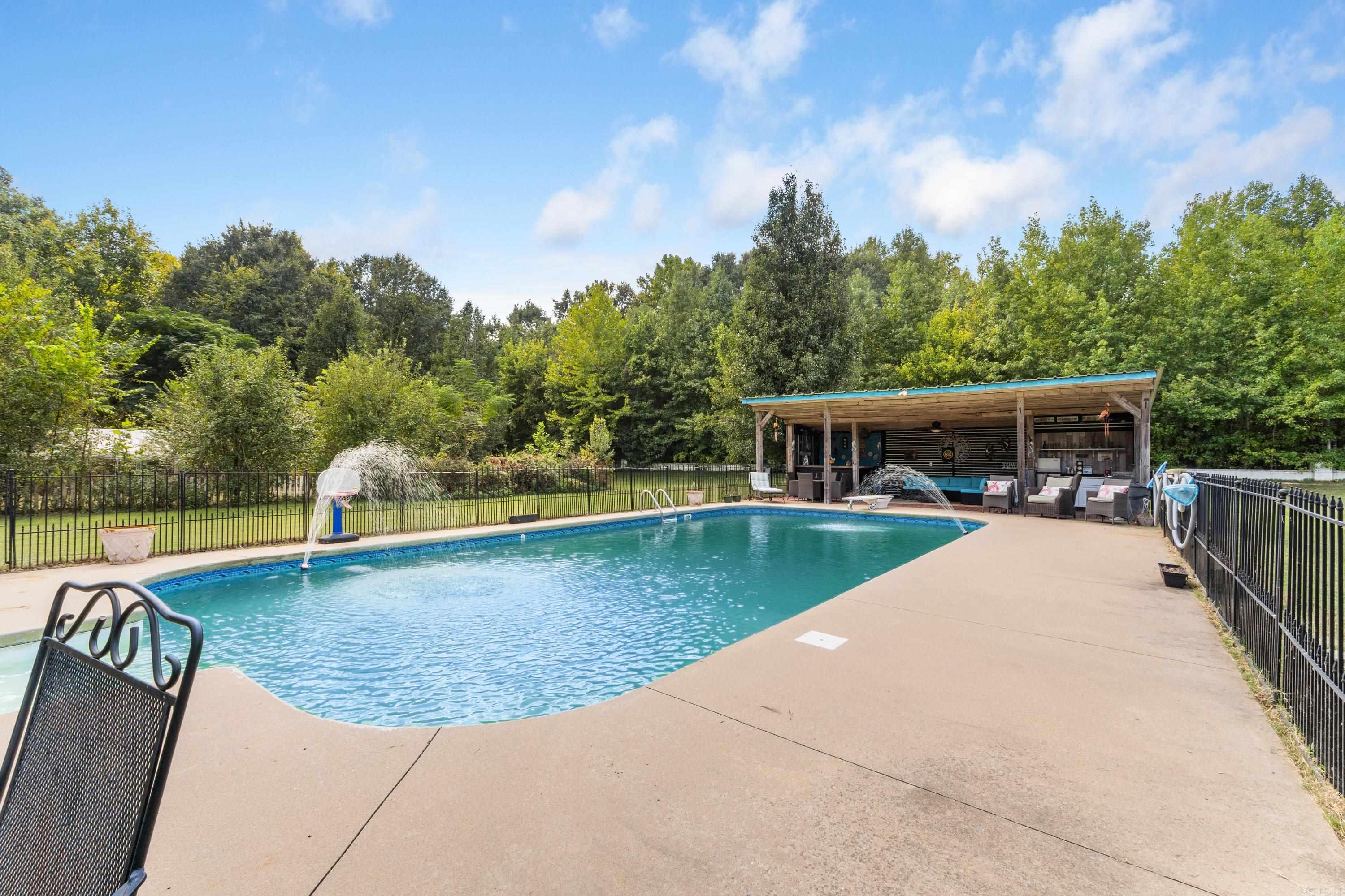 45 Pocahontas Court Conway, AR 72032