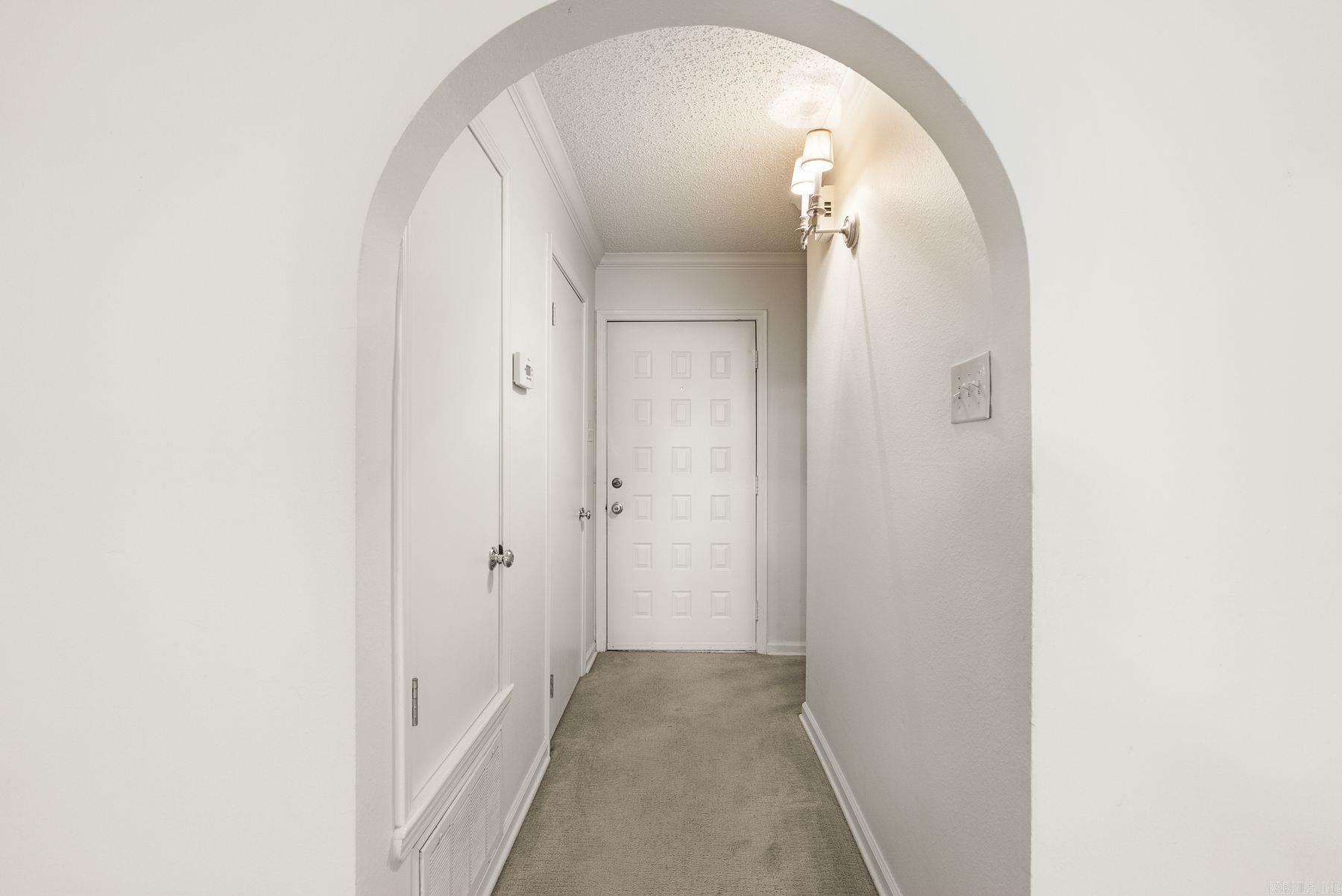 301 Kings Row #103 Drive — photo 3