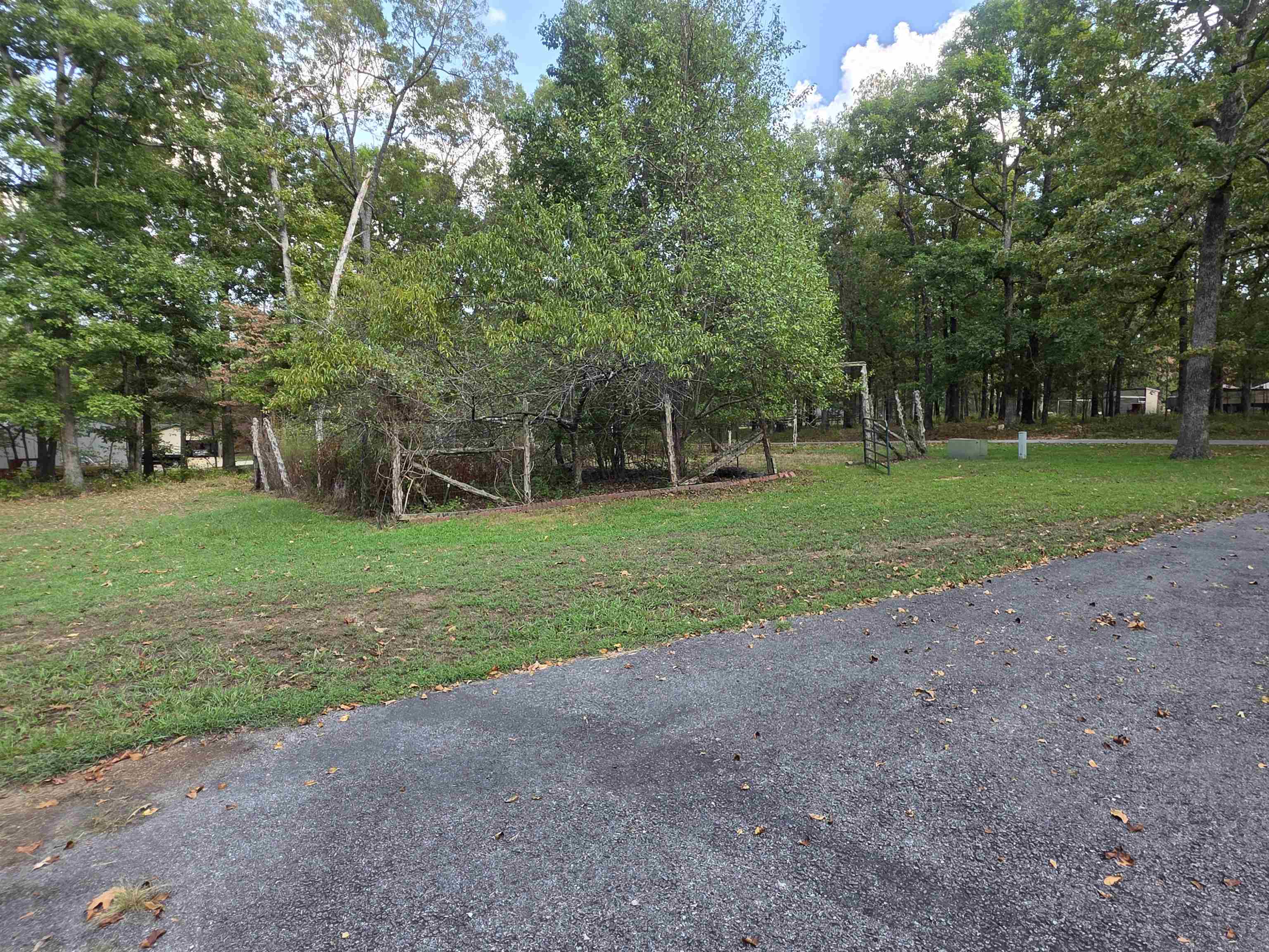 14 Highland Park  Highland, AR