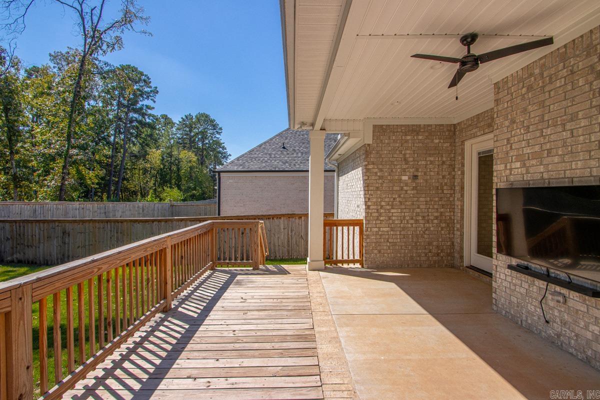 25 Mereville Place Little Rock, AR 72223