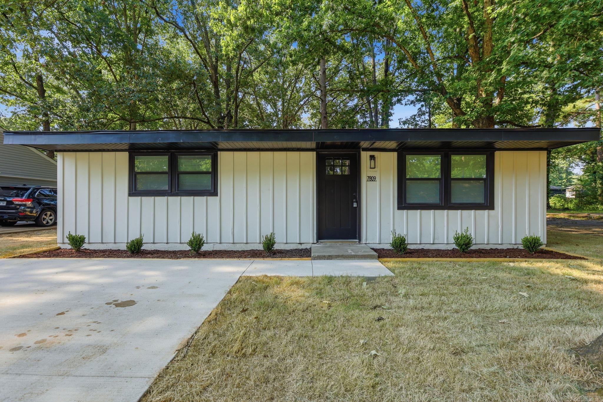 7809 Nolen Drive — exterior