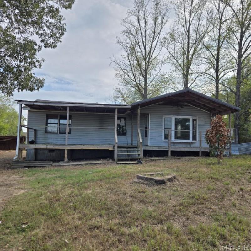 27 Union Vallley — exterior