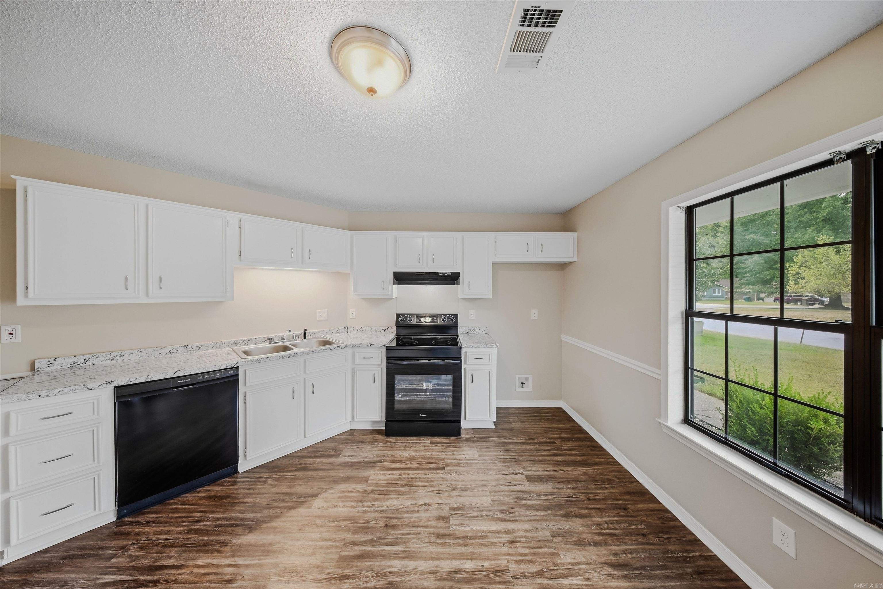 86 Pinedale  Mabelvale, AR