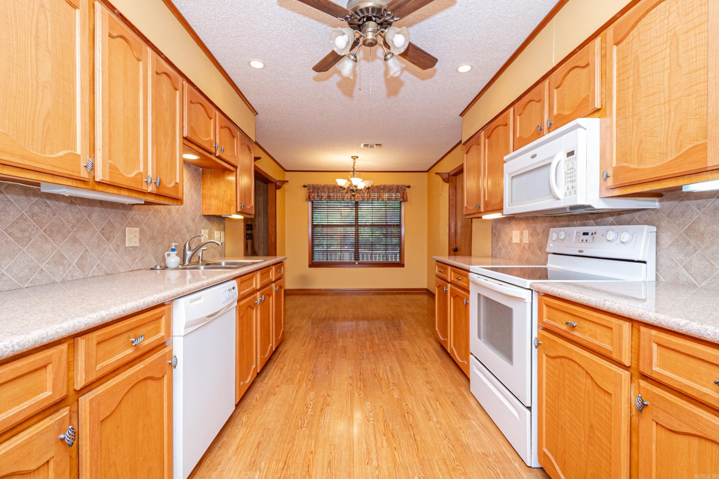 1922 Ridgewood Dr  El Dorado, AR