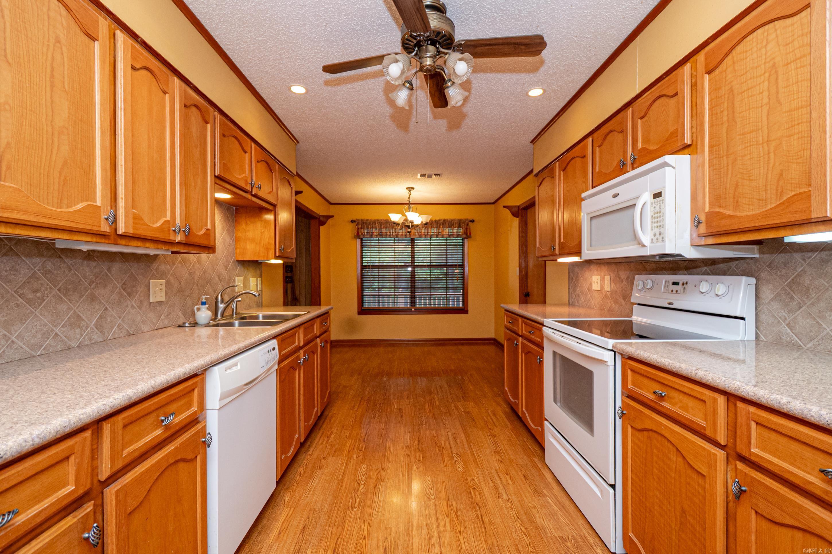 1922 Ridgewood Dr  El Dorado, AR