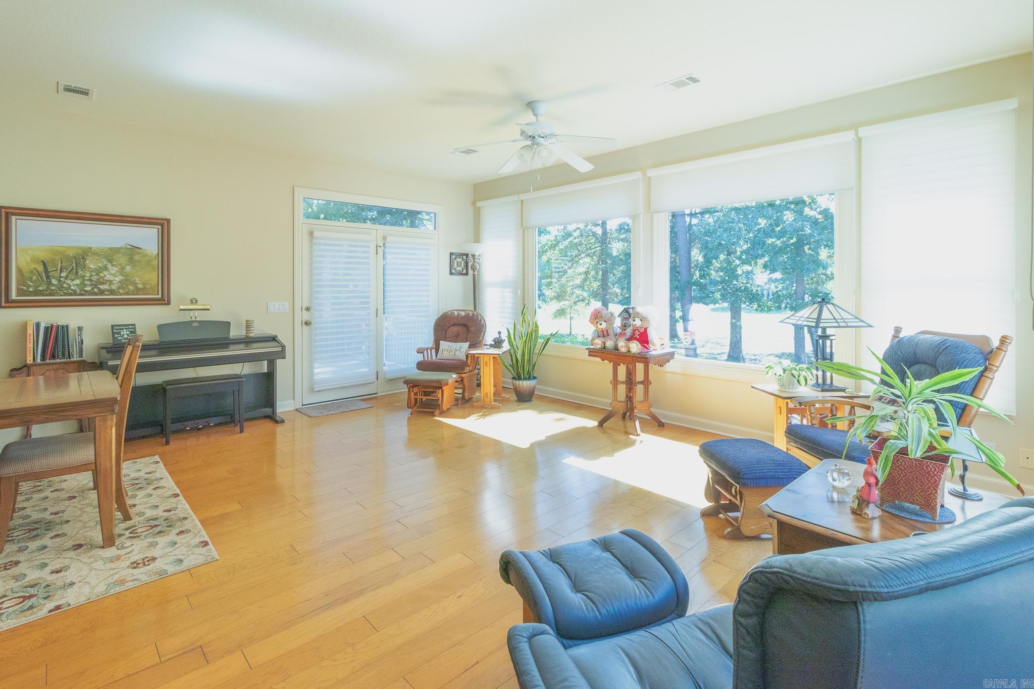 5 Risco Ct Court Hot Springs Village, AR 71909