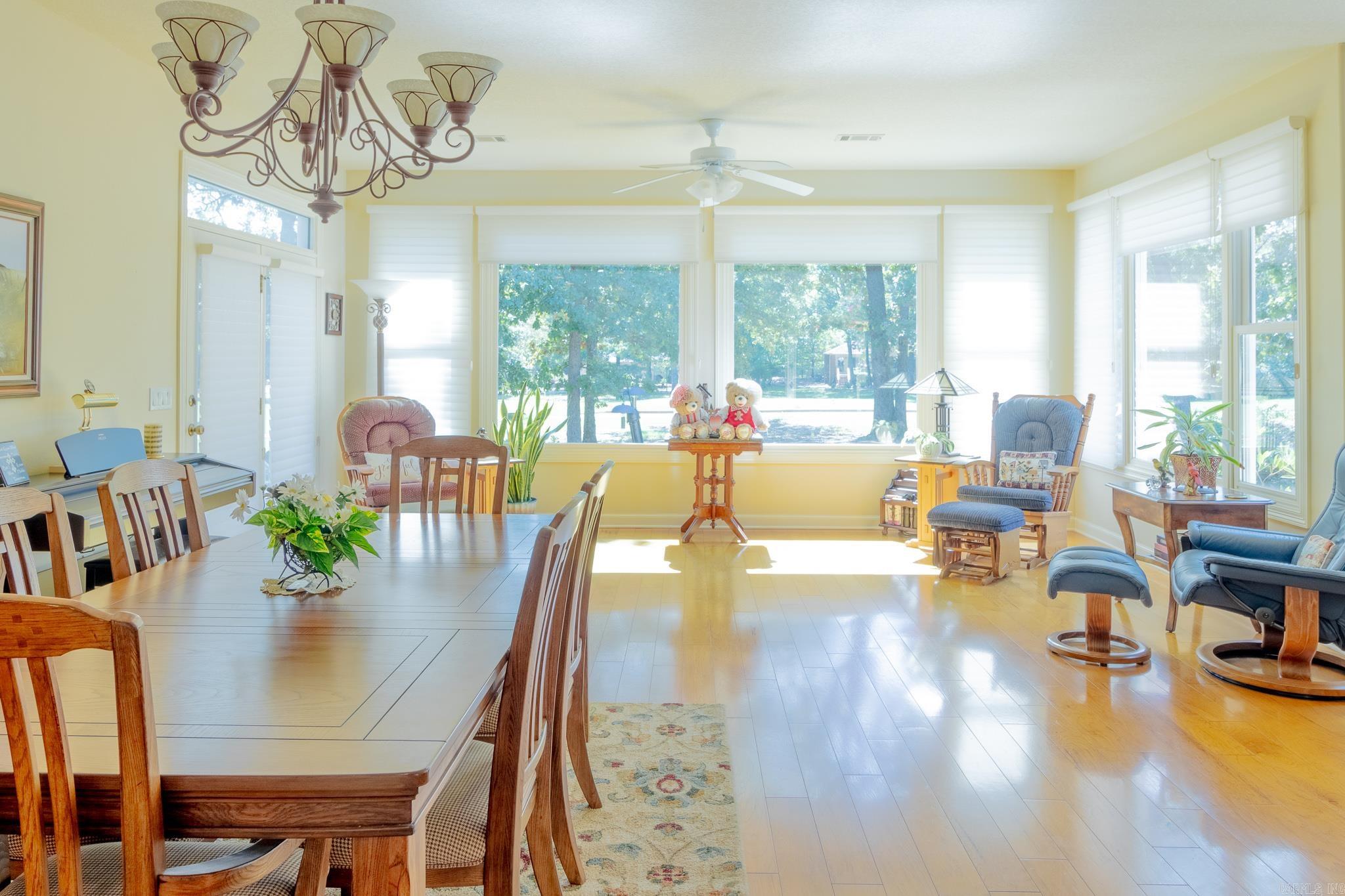 5 Risco Ct Court Hot Springs Village, AR 71909