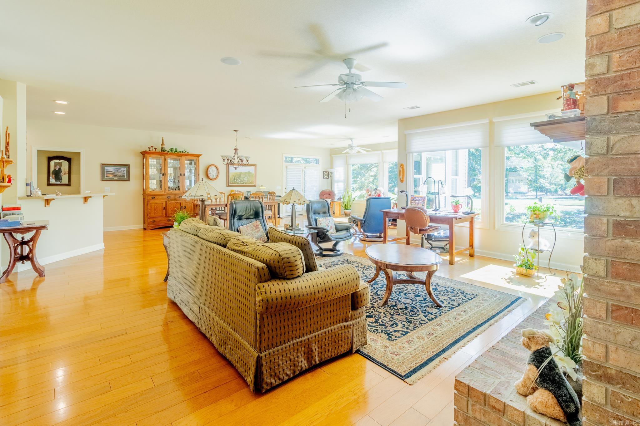 5 Risco Ct Court Hot Springs Village, AR 71909