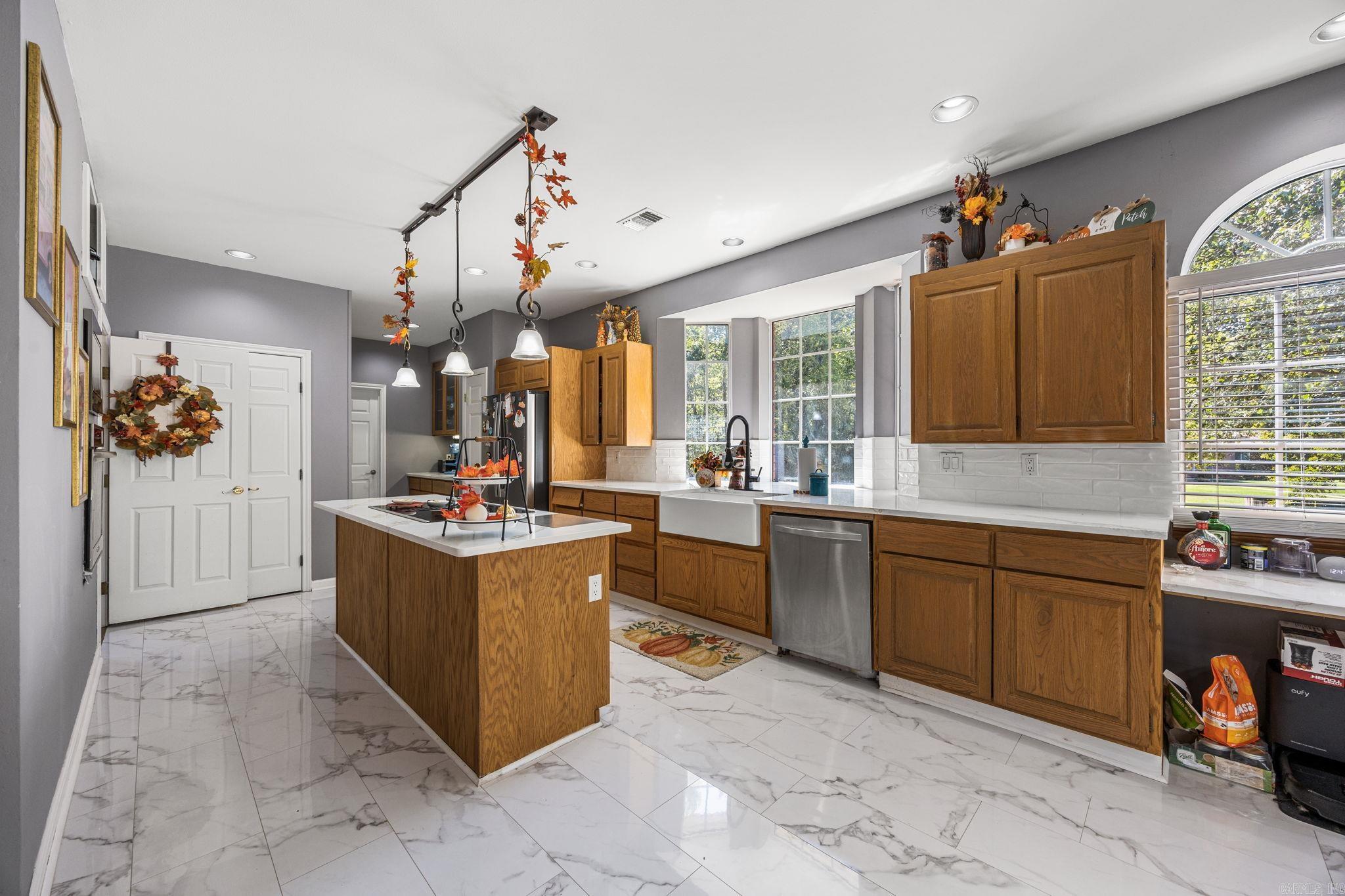 1728 Regal  Malvern, AR
