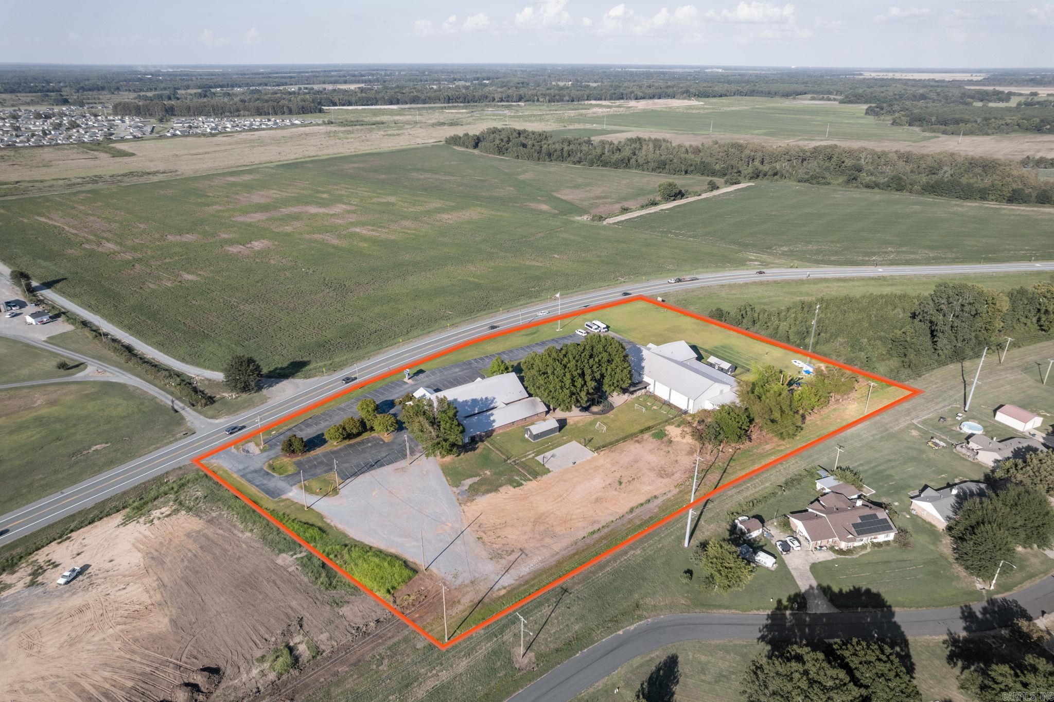 12506 AR-165 Highway — exterior