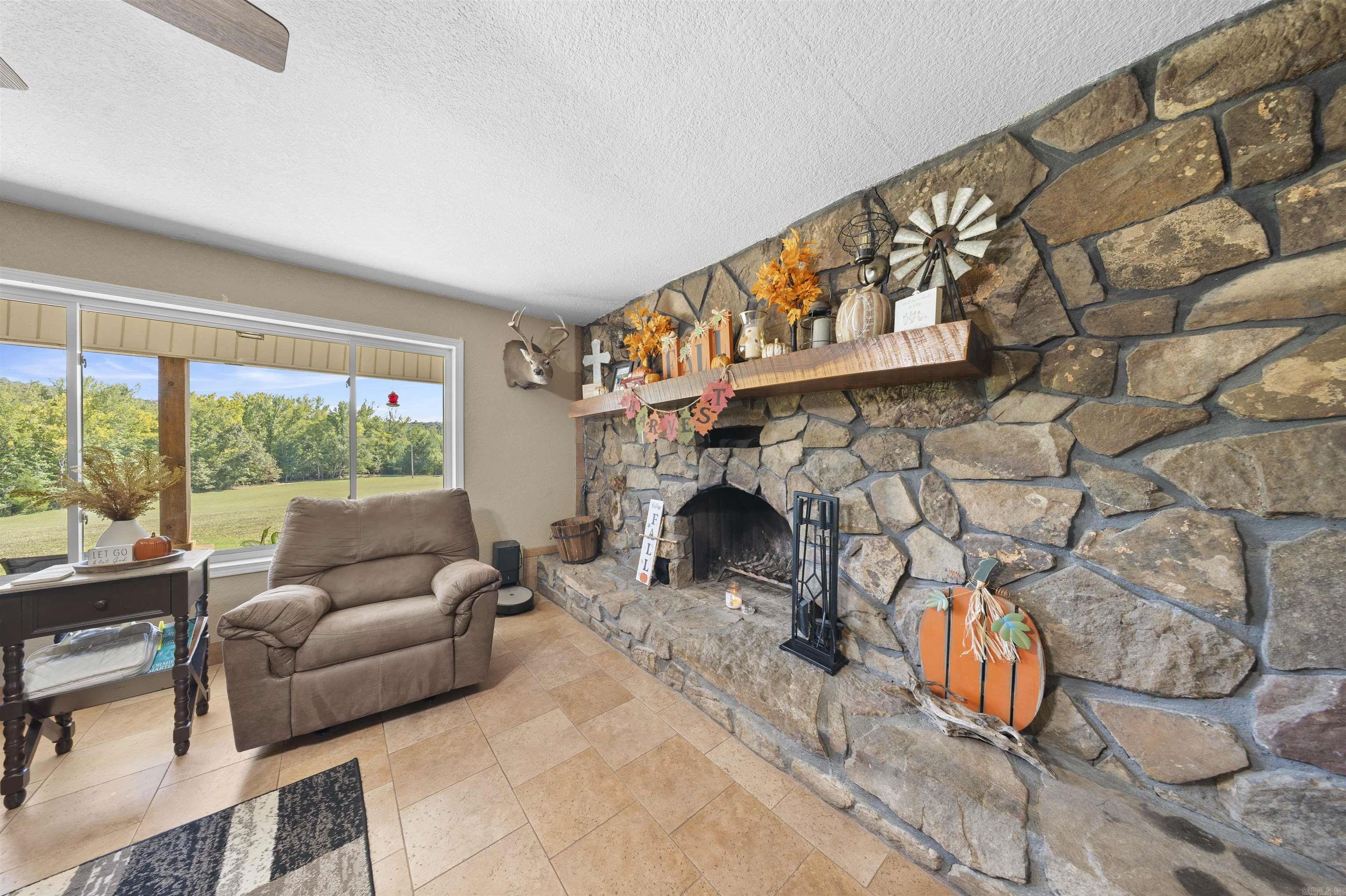 17928 Cathcart Road Benton, AR 72019