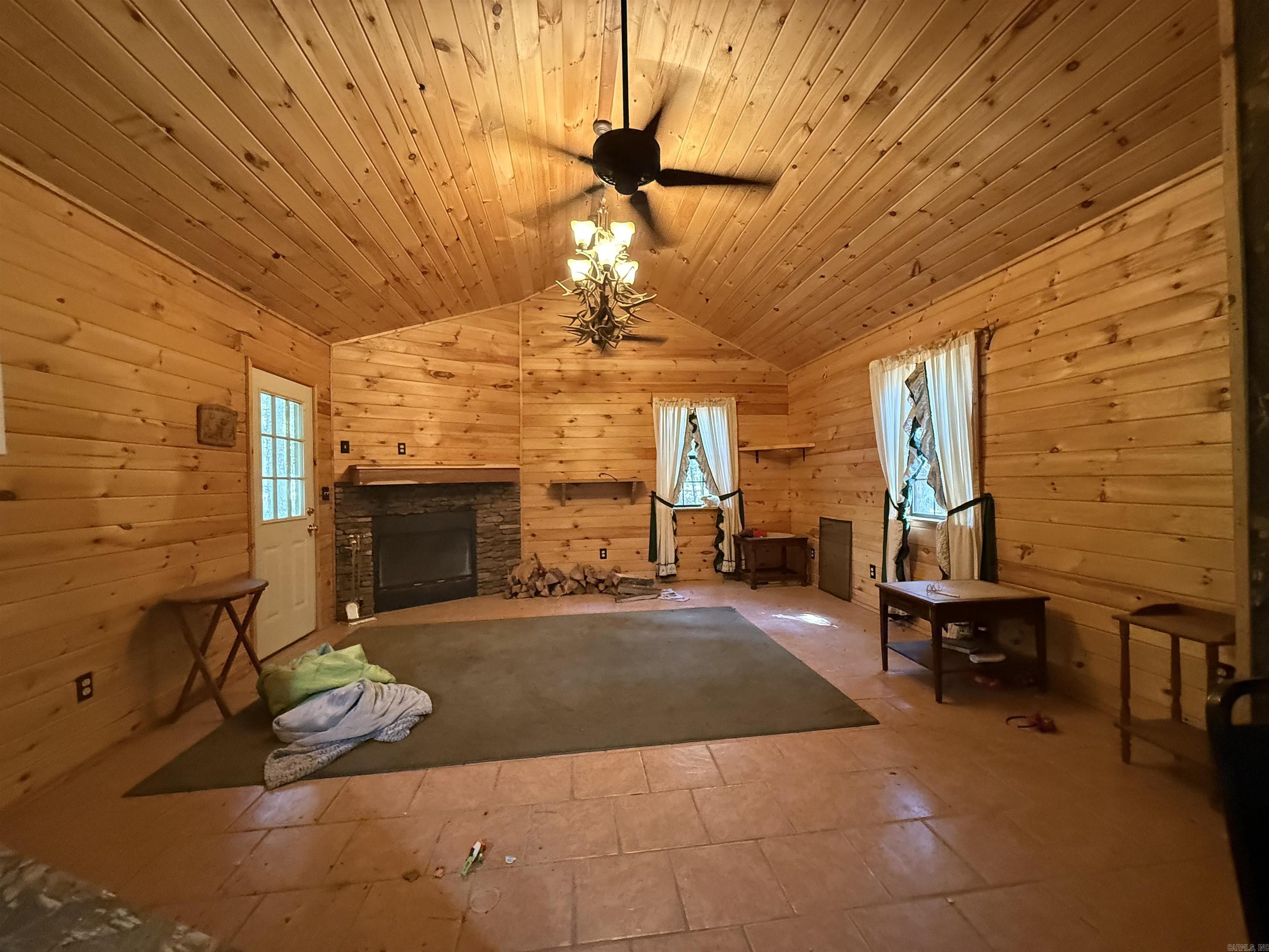 39 Starview  Tumbling Shoals, AR