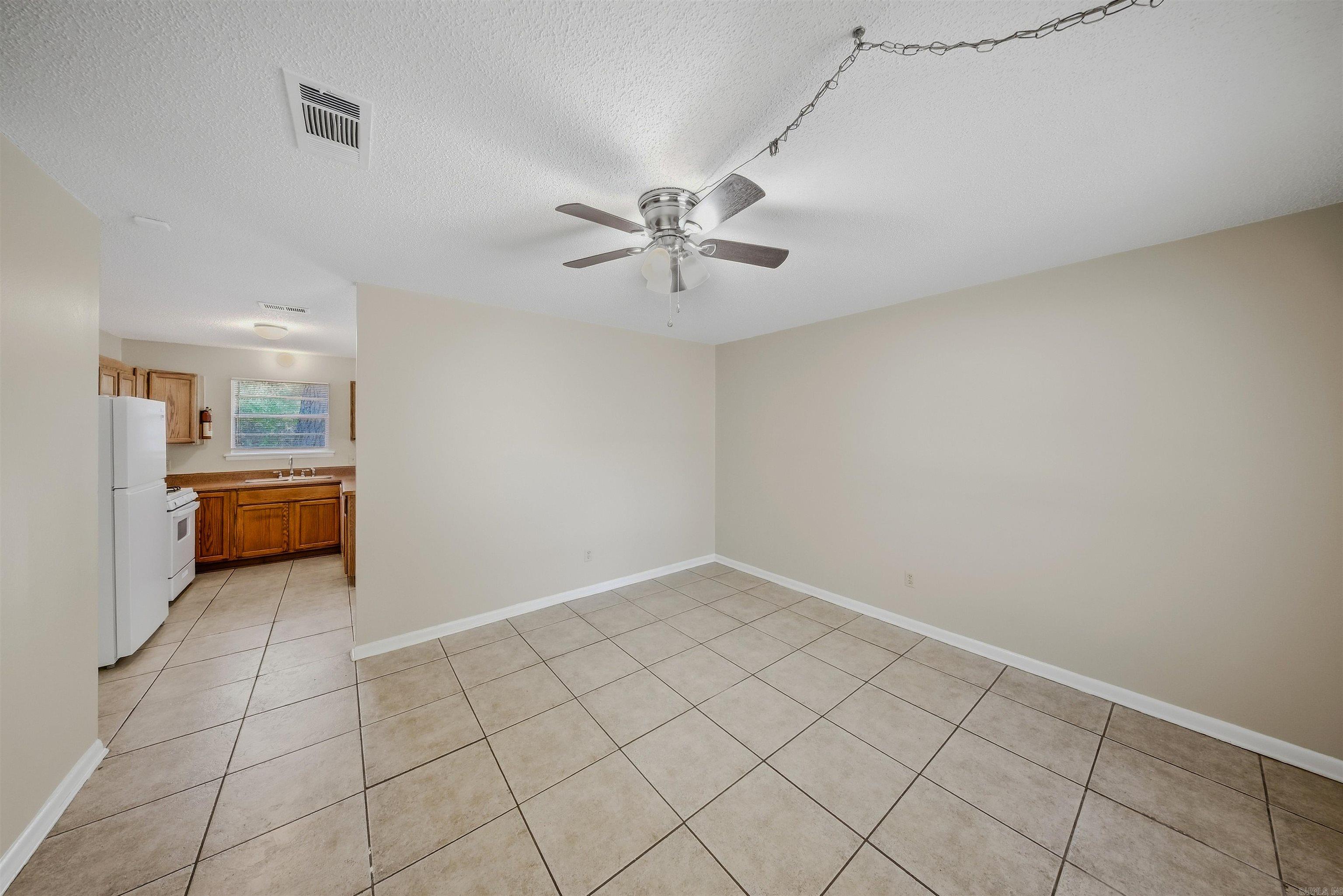 1405 Southern Street — photo 4