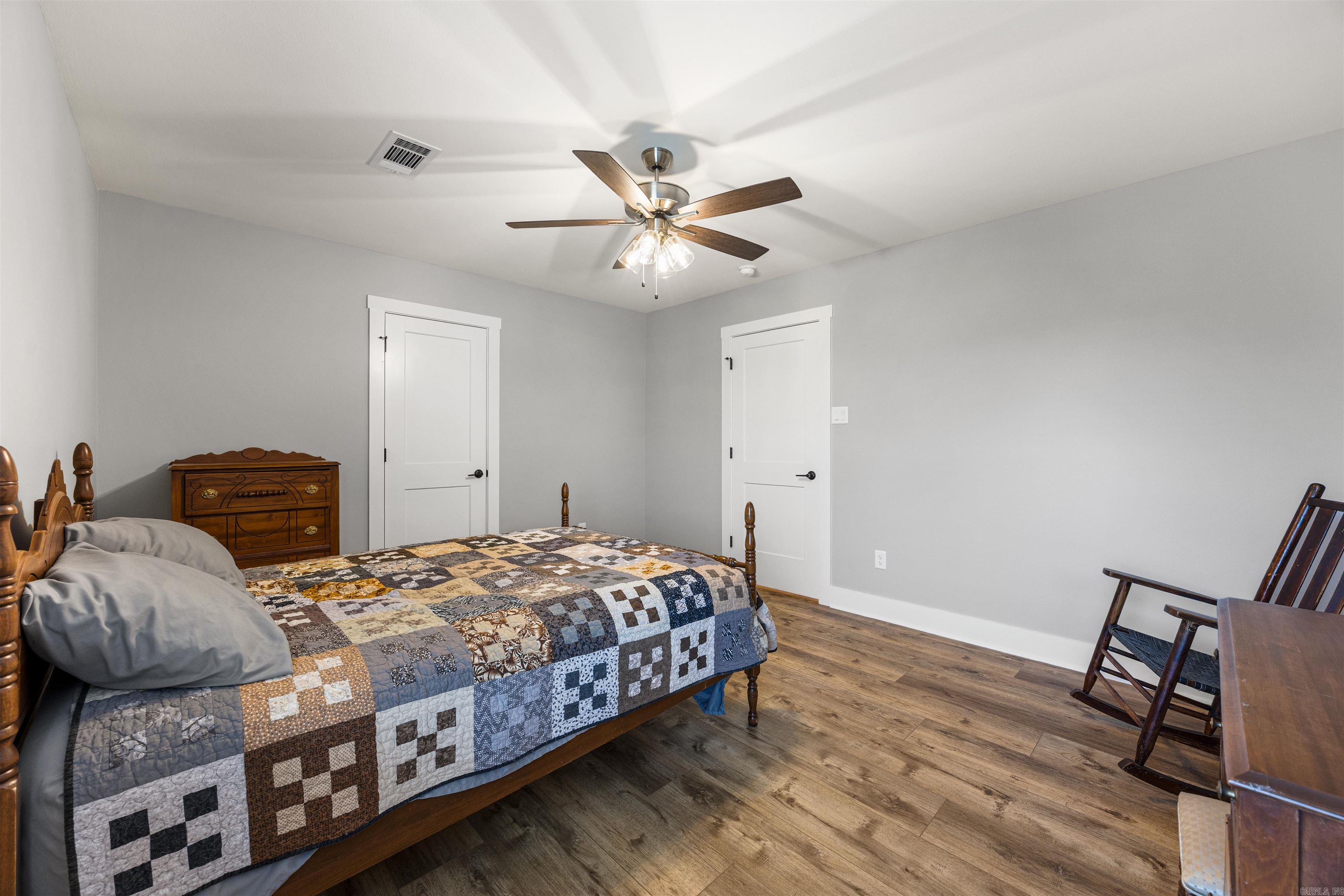 7321 Lake Point Circle Benton, AR 72019