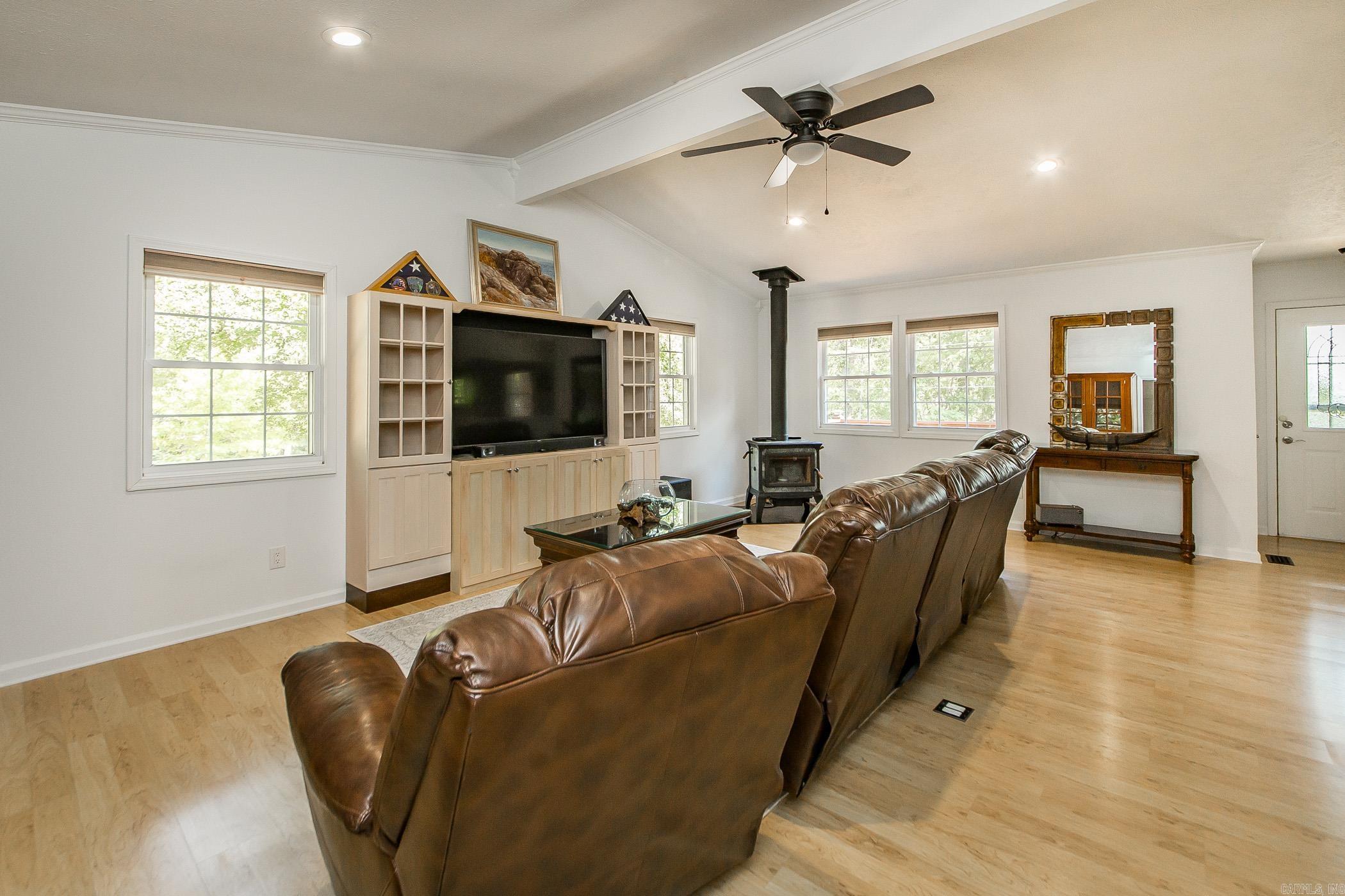 842 Dave Creek  Fairfield Bay, AR
