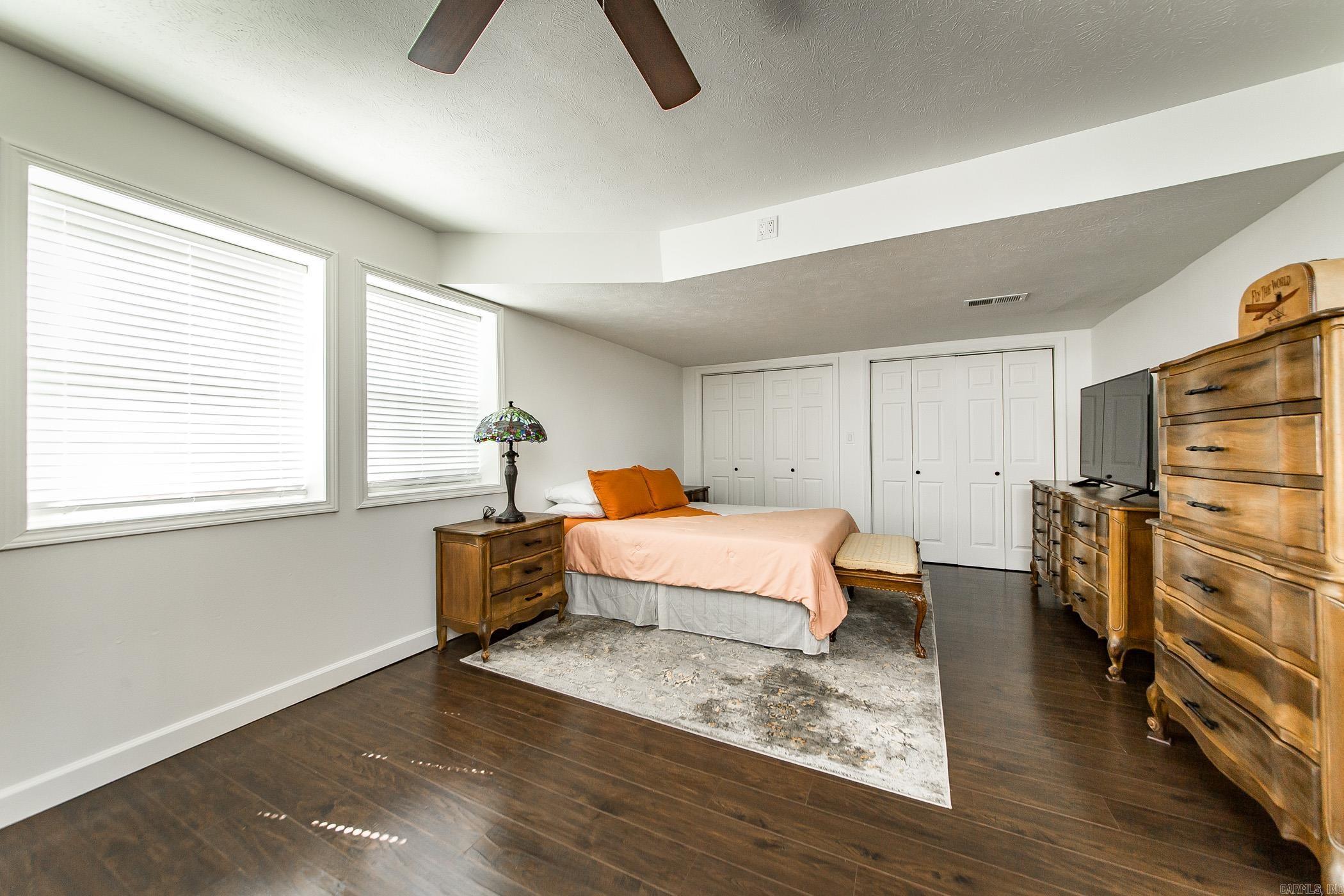 842 Dave Creek  Fairfield Bay, AR