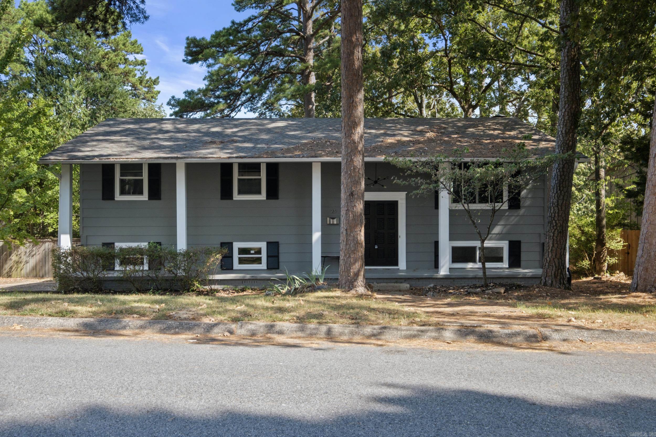 23 Crownpoint Road — exterior