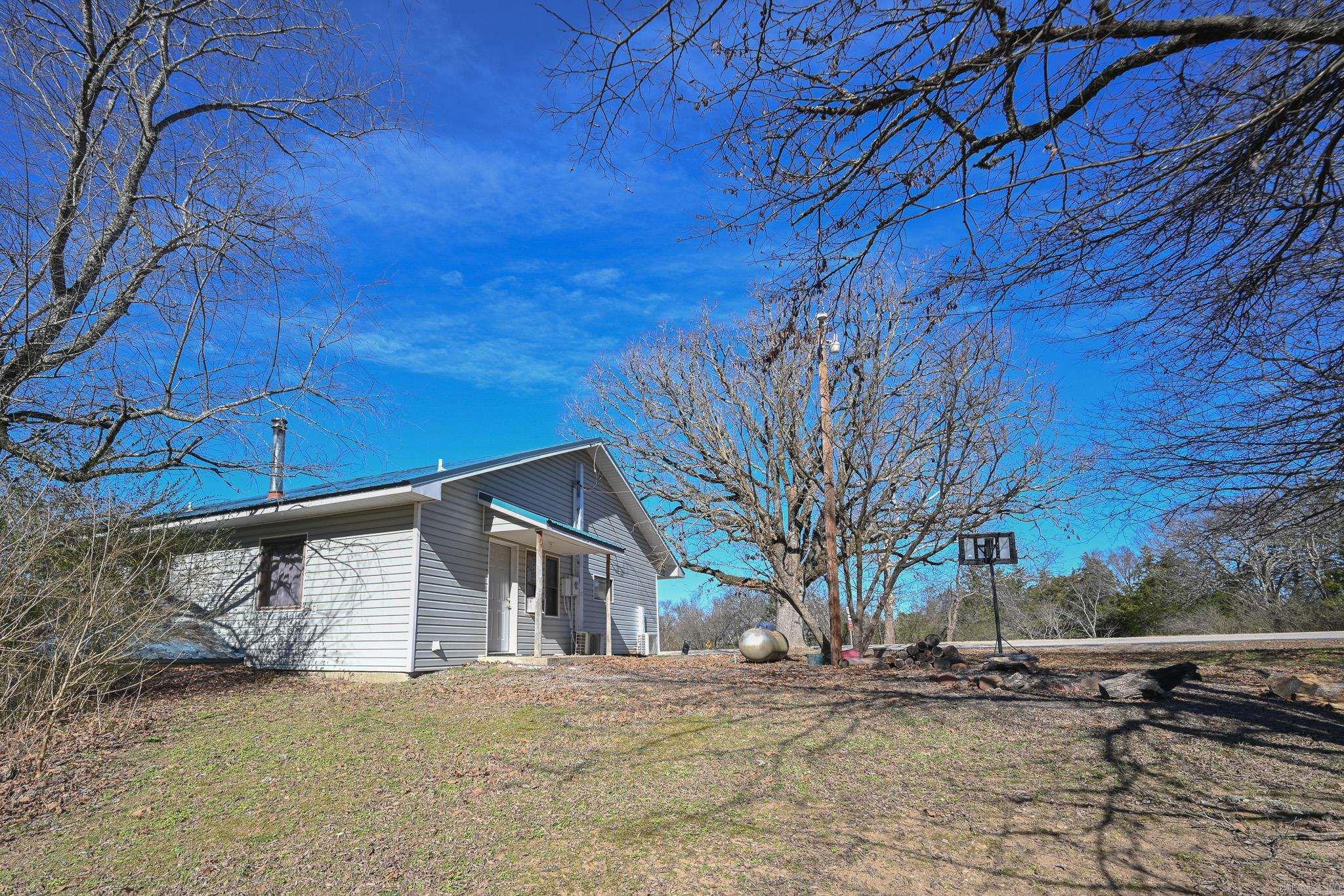 4574 Hwy 8 E  Mena, AR