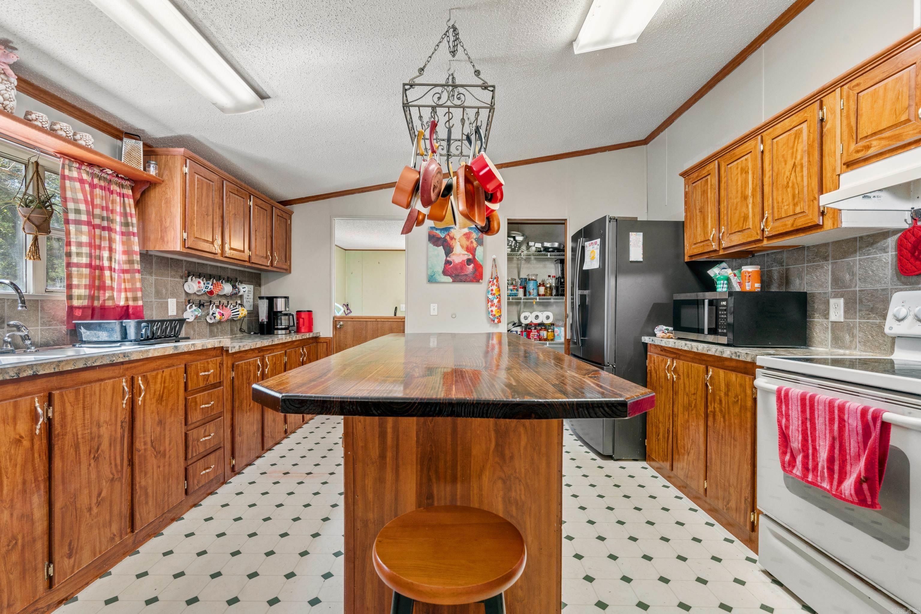 240 Turtle Creek  Hot Springs, AR