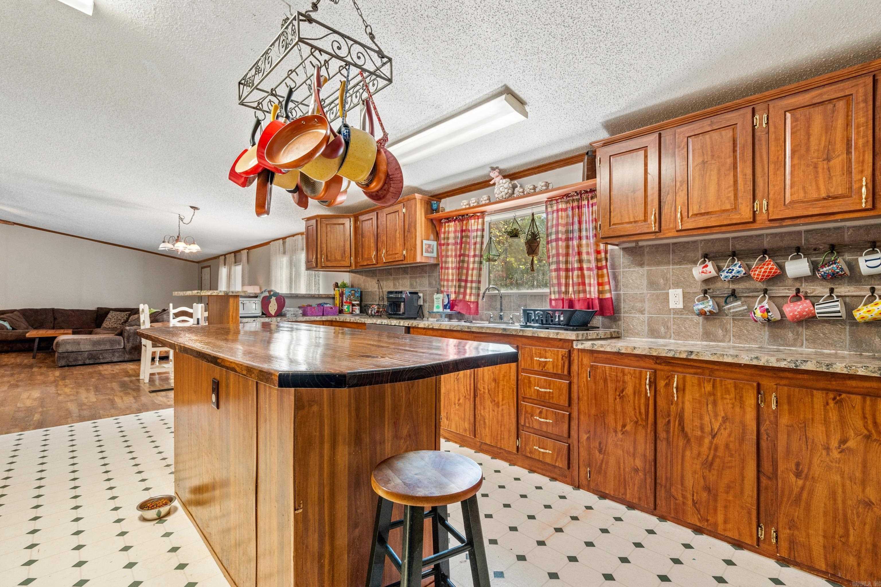 240 Turtle Creek  Hot Springs, AR