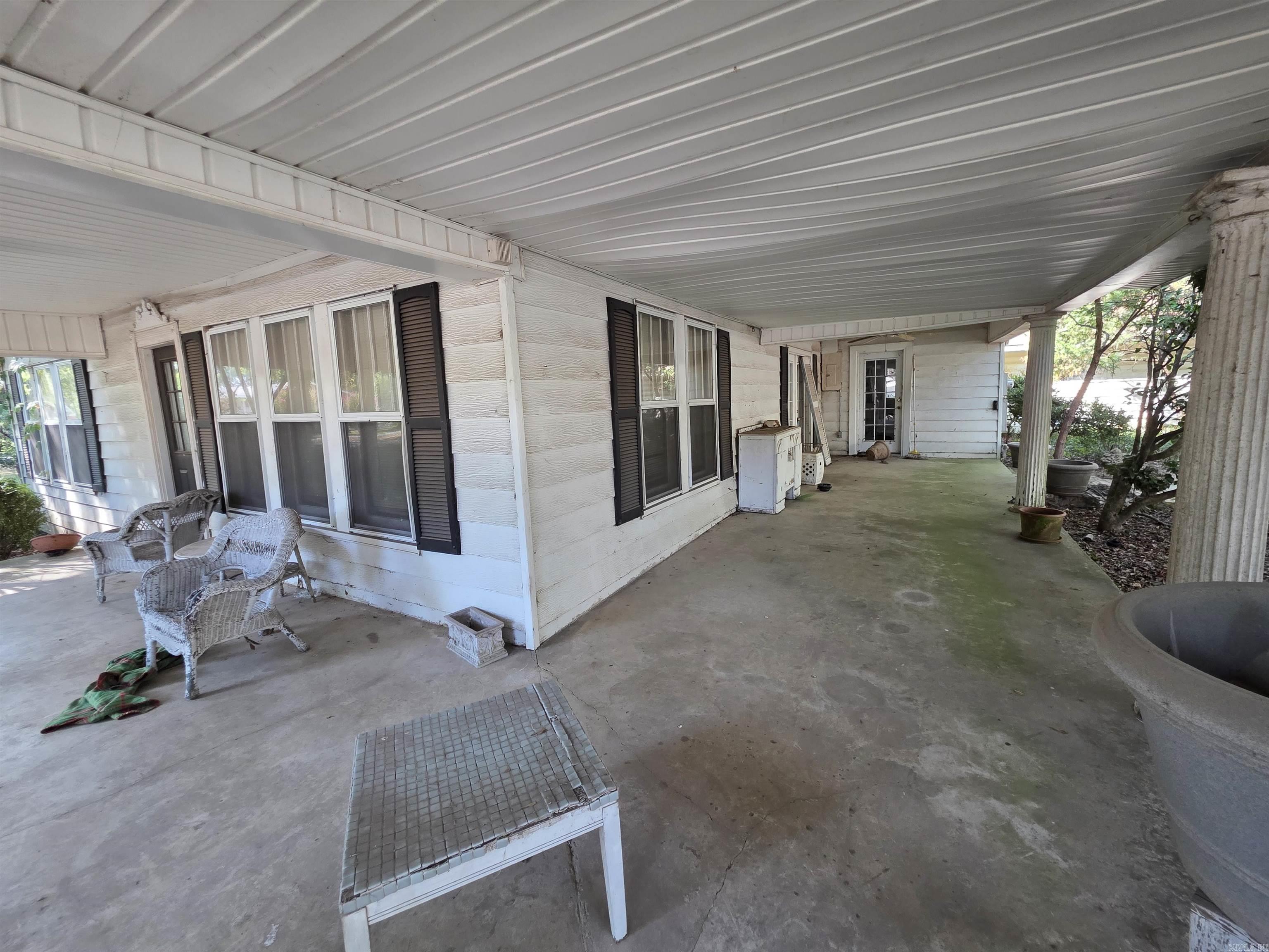 321 E Purdon Street — photo 3