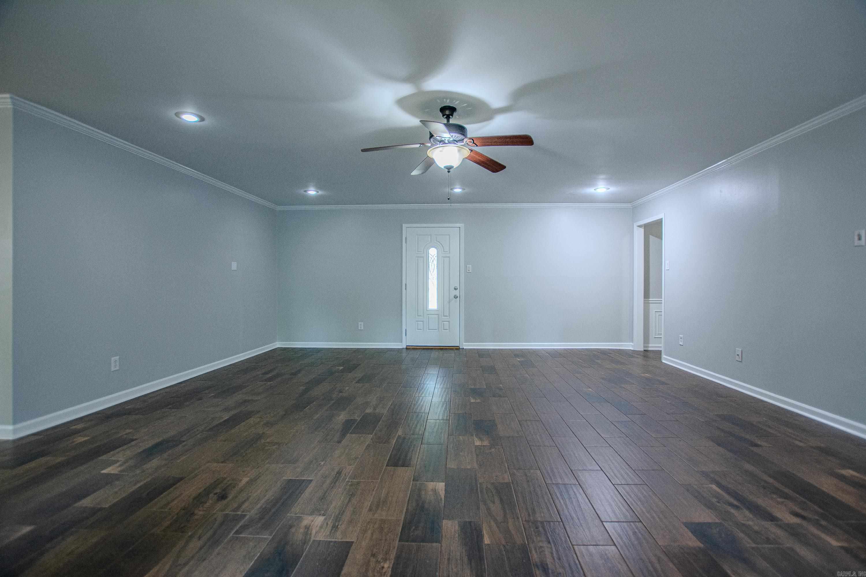 2201 S Fox Trl  Benton, AR