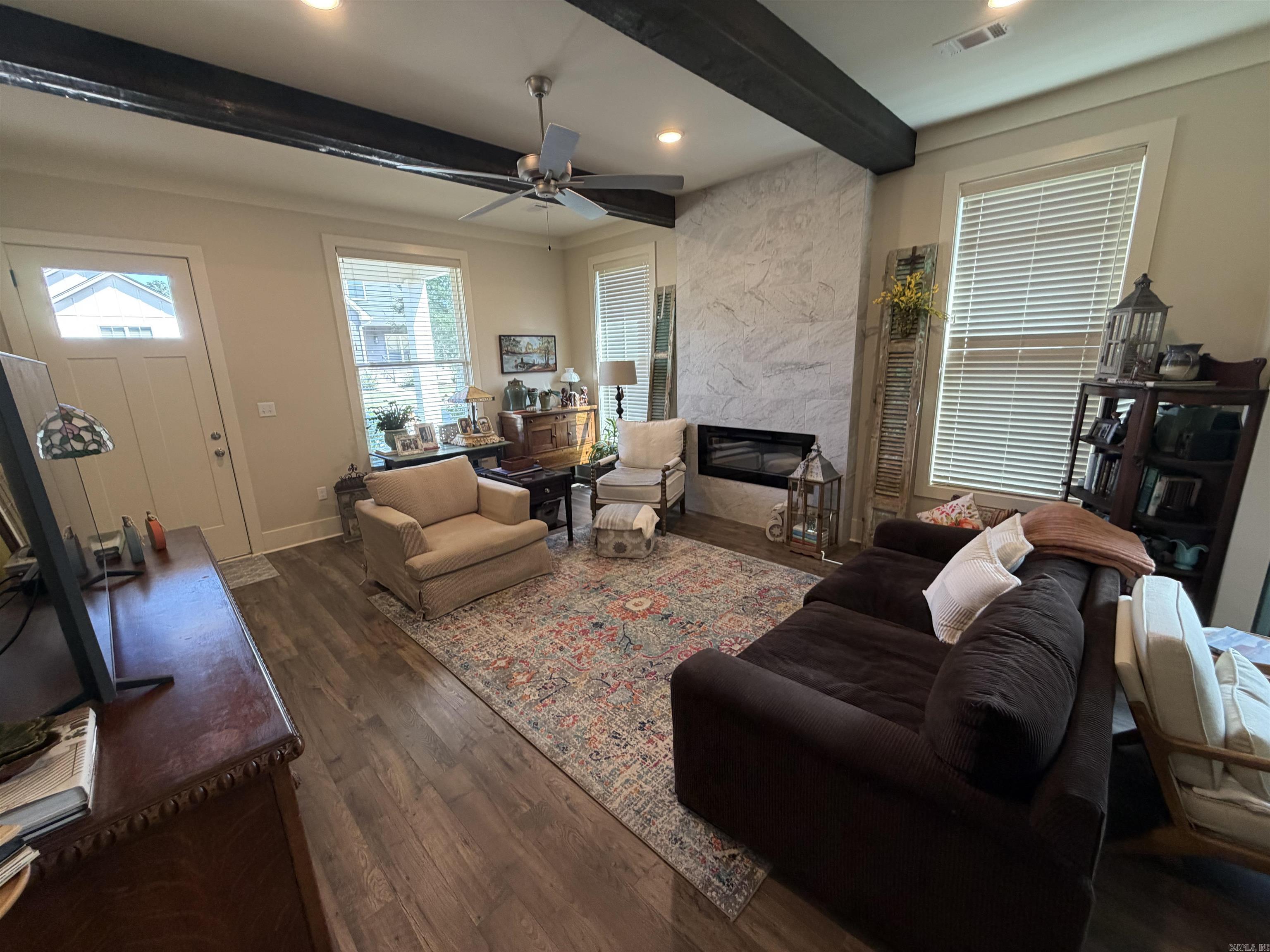 230 A Street — photo 3