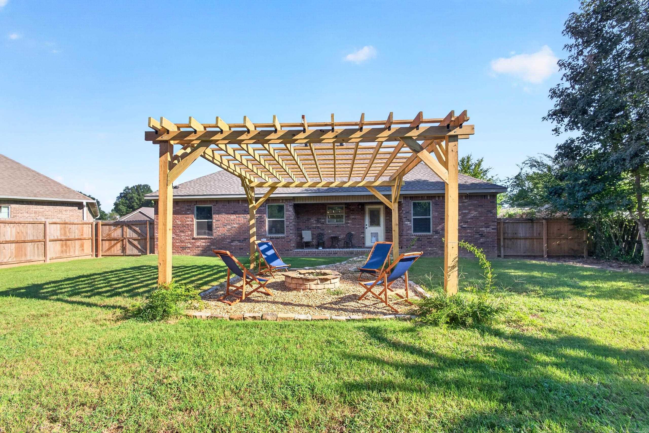 104 Heather  Beebe, AR
