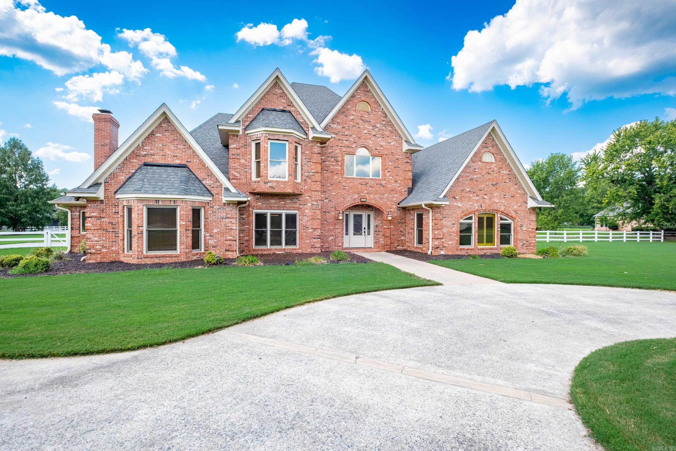 17 Westin Drive Conway, AR 72034