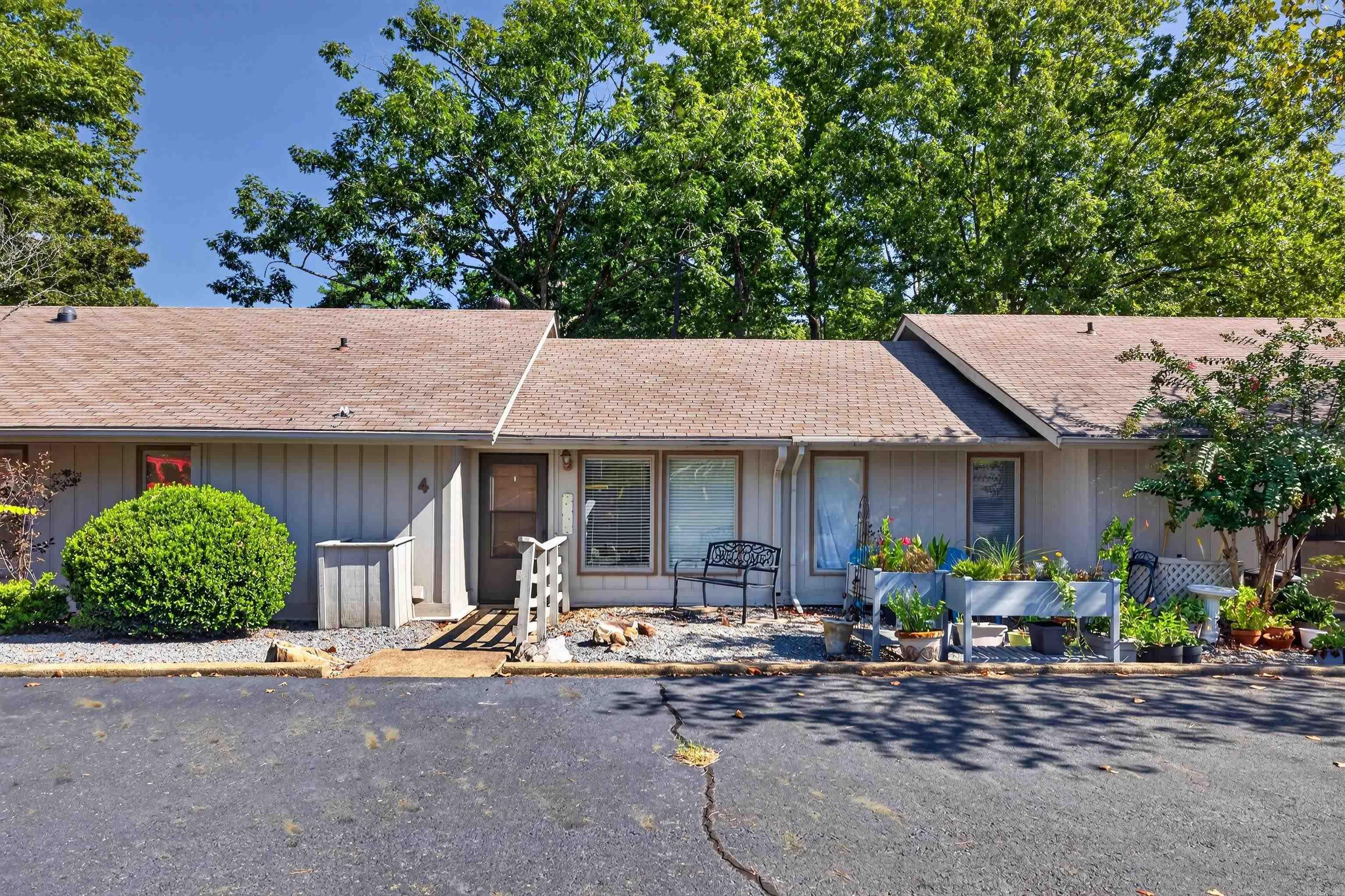 4 Perralena  Hot Springs Village, AR