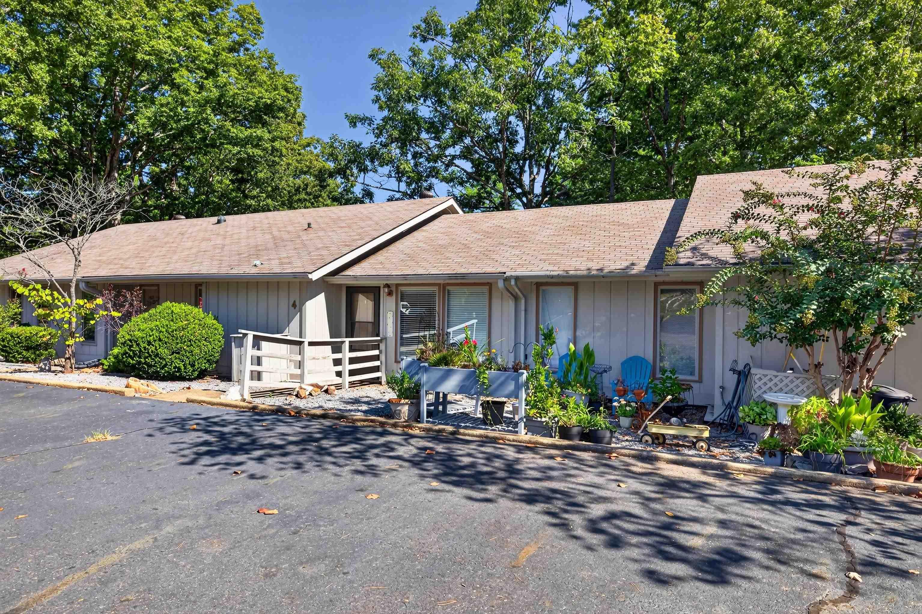 4 Perralena  Hot Springs Village, AR