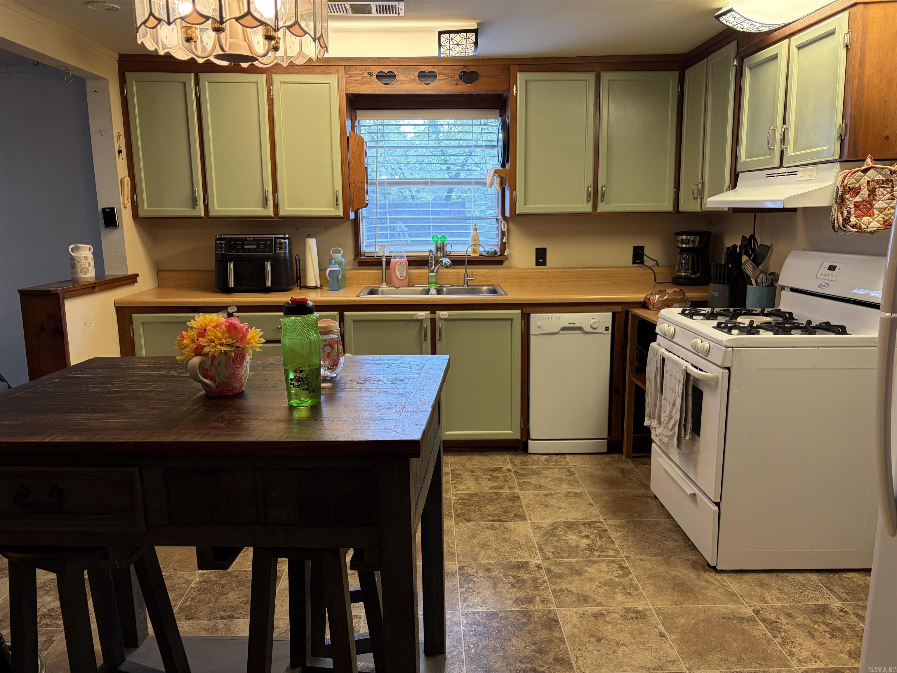 215 Robins  Norman, AR