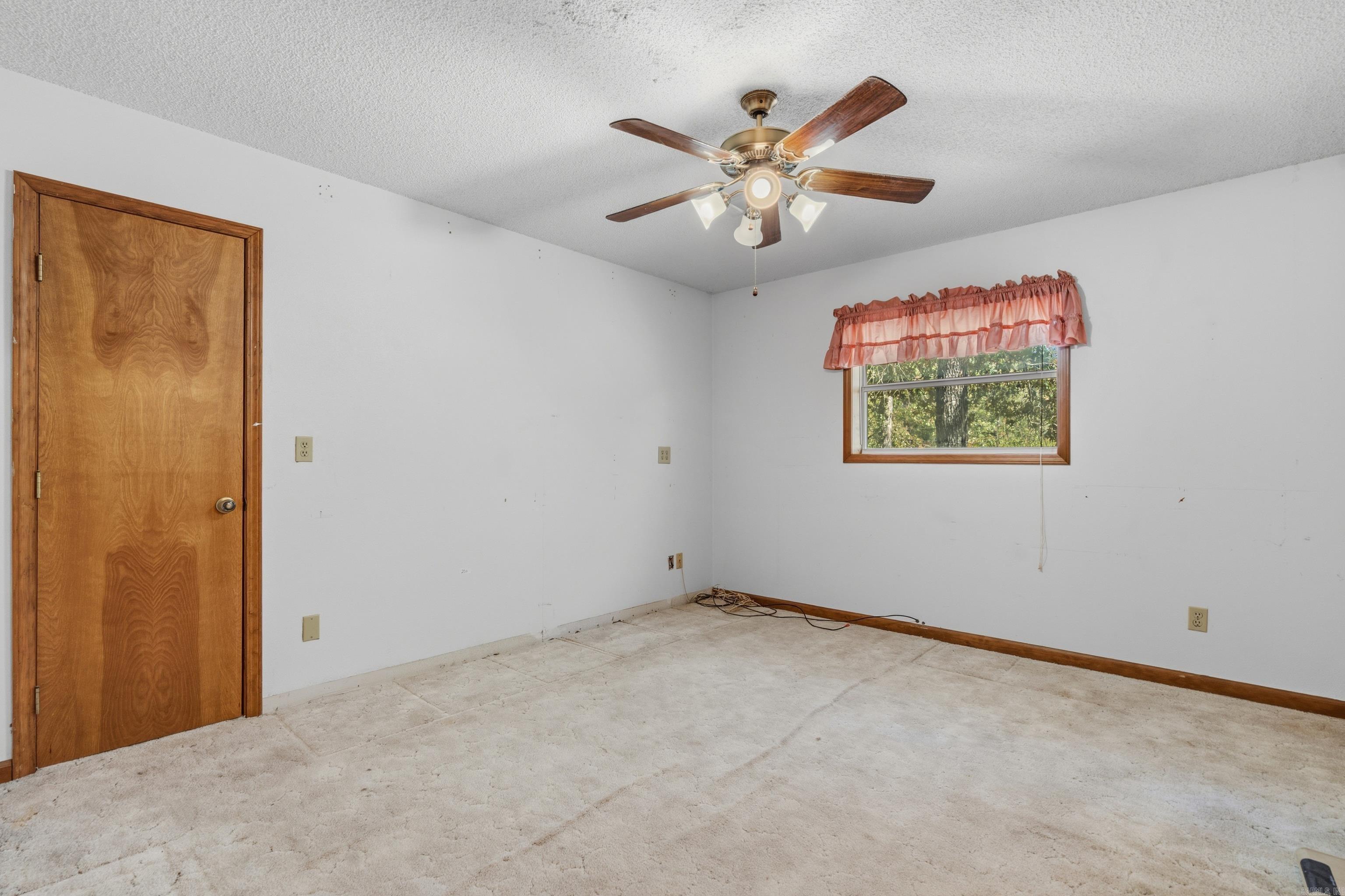 240 Casey St Hot Springs, AR 71901