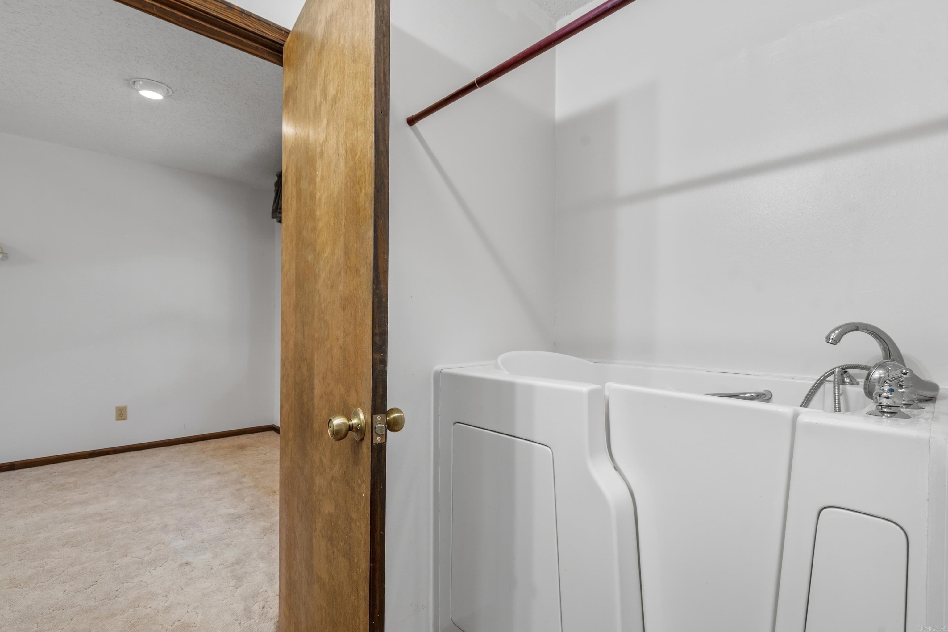 240 Casey St Hot Springs, AR 71901