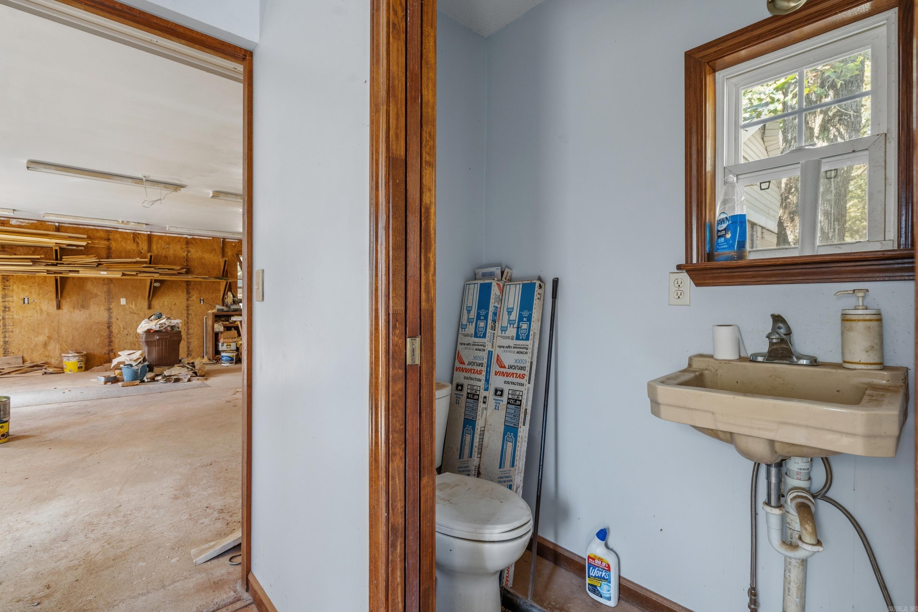240 Casey St Hot Springs, AR 71901